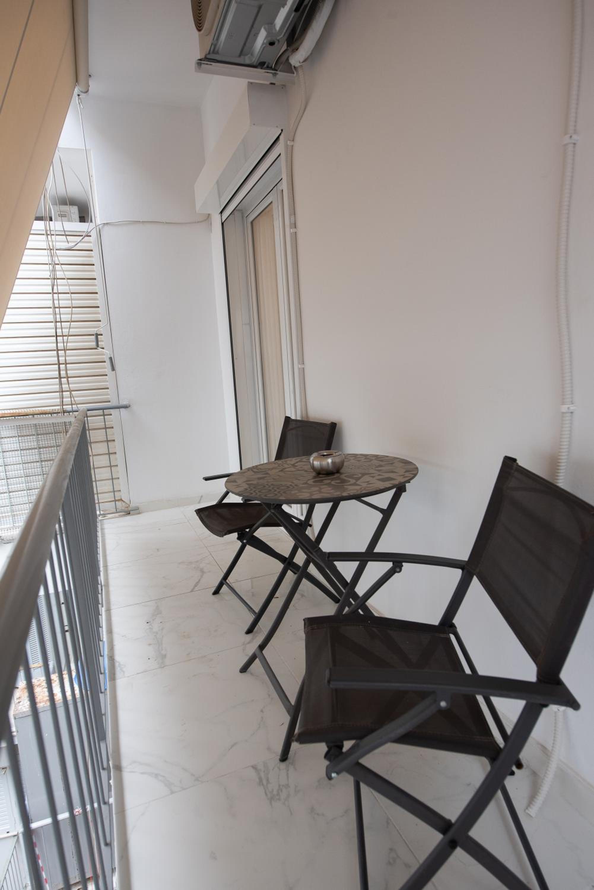 MEDLUXE COZY APARTMENT!