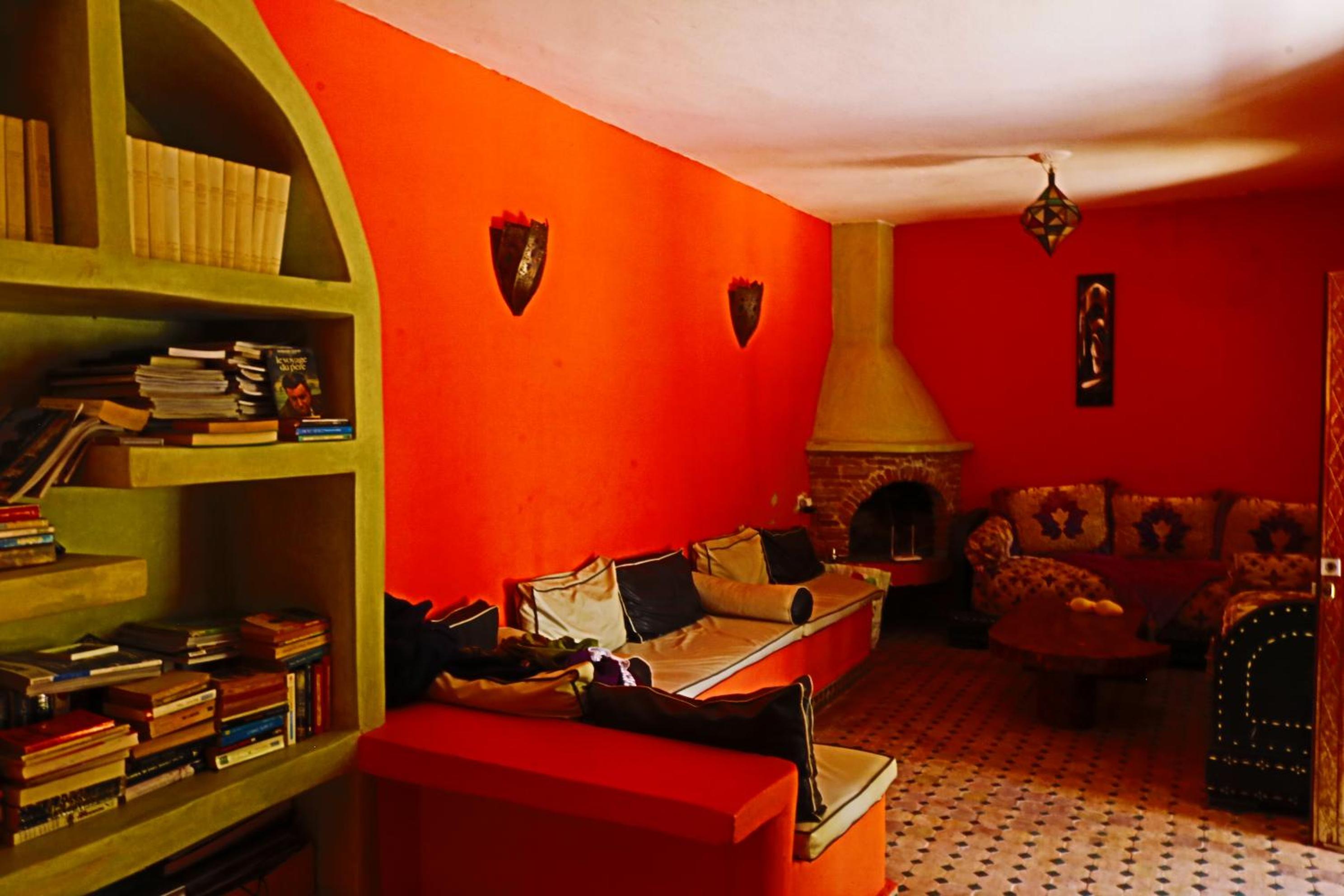 lounge