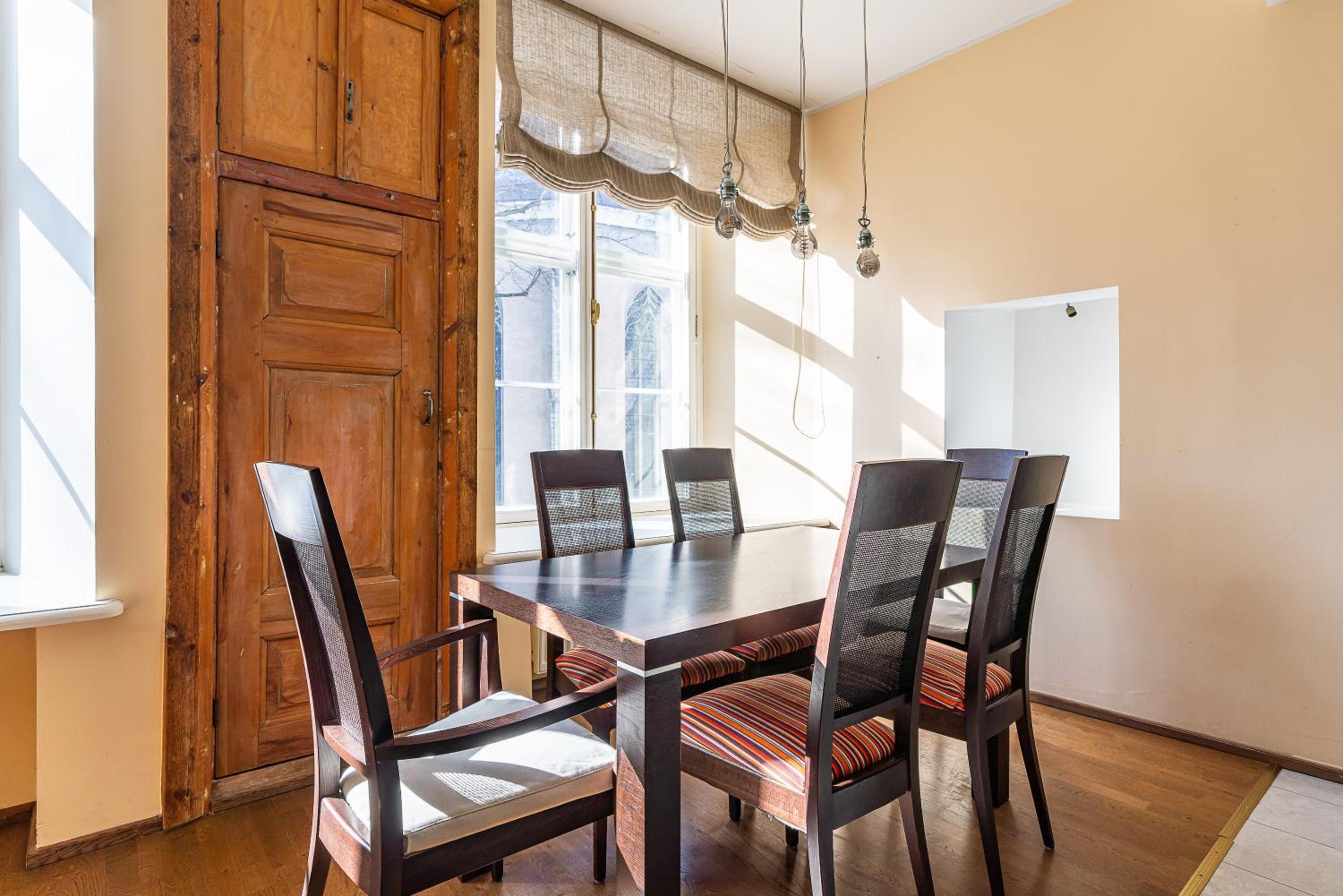 Tallinn Vacations - Old Town - Oleviste Apartment - Property Image 5