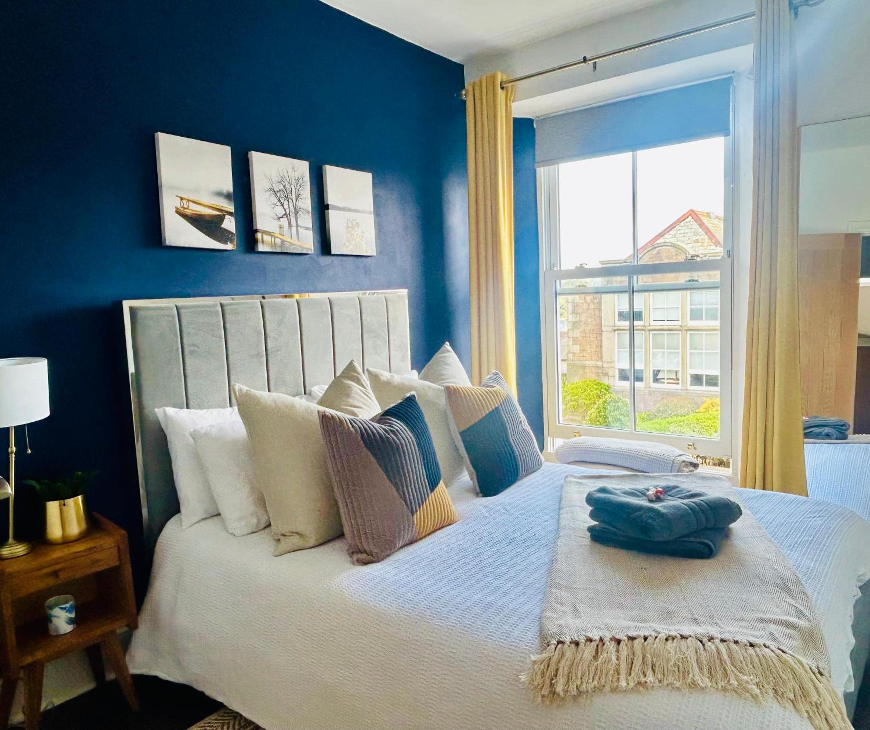 Central Falmouth Flat with Free Parking view 5
