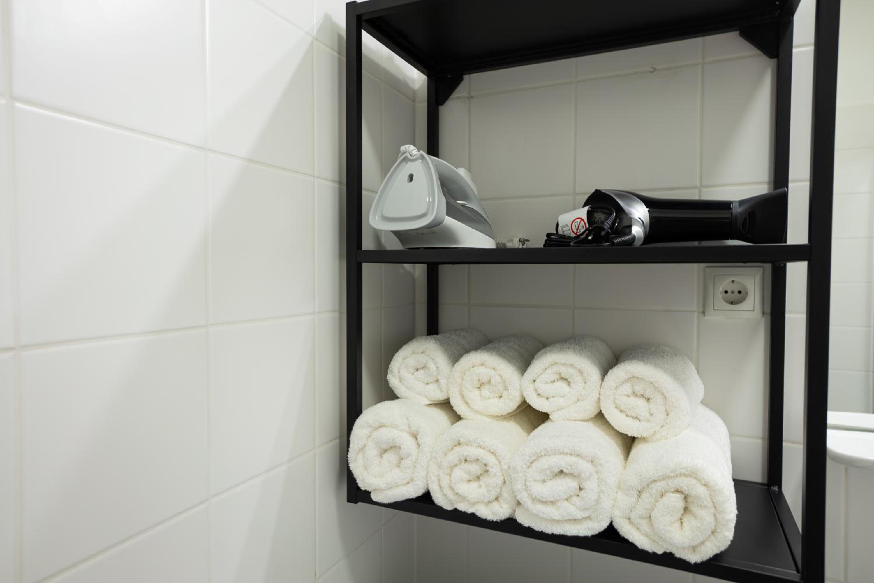 Aesthetic newly renovated apartment located near Belvedere Castle, 15 minutes from Stephansplatz