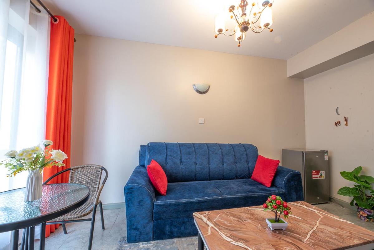 The Bliss - Lovely 1 bedroom apartment located near TRM mall view 2