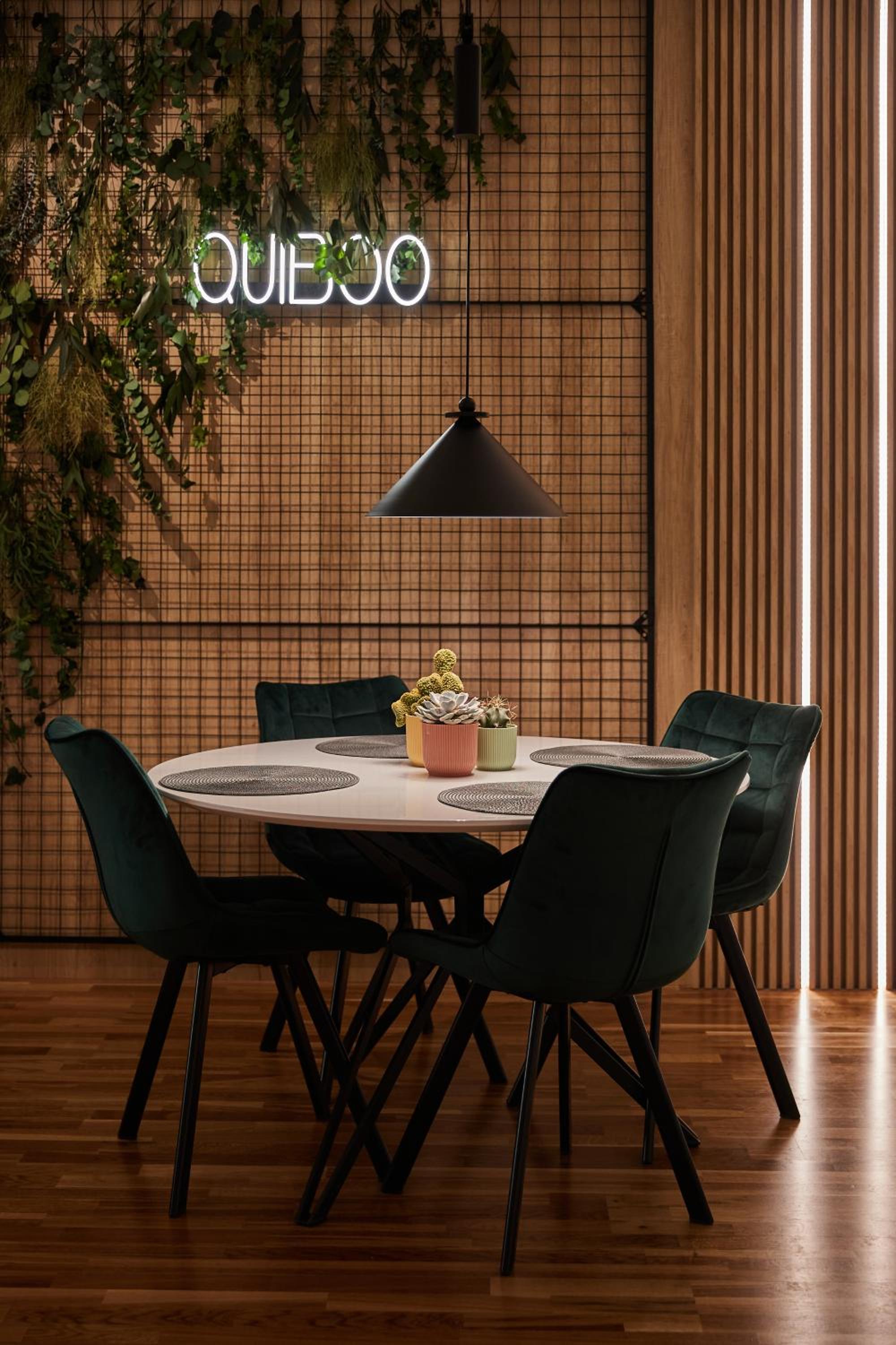 Quiboo Cosmopolit