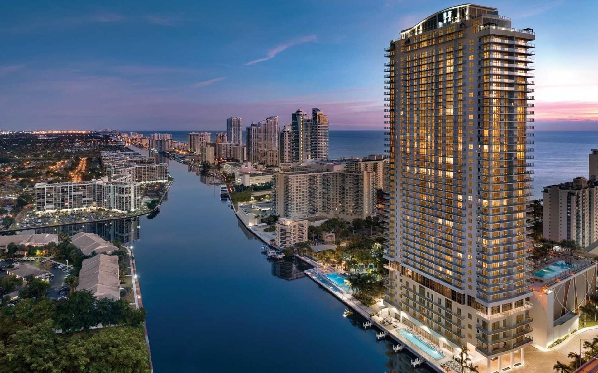 Hotel Luxury Condo With Jacuzzi And Amenities