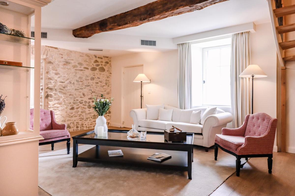 Château les Oliviers de Salettes 11