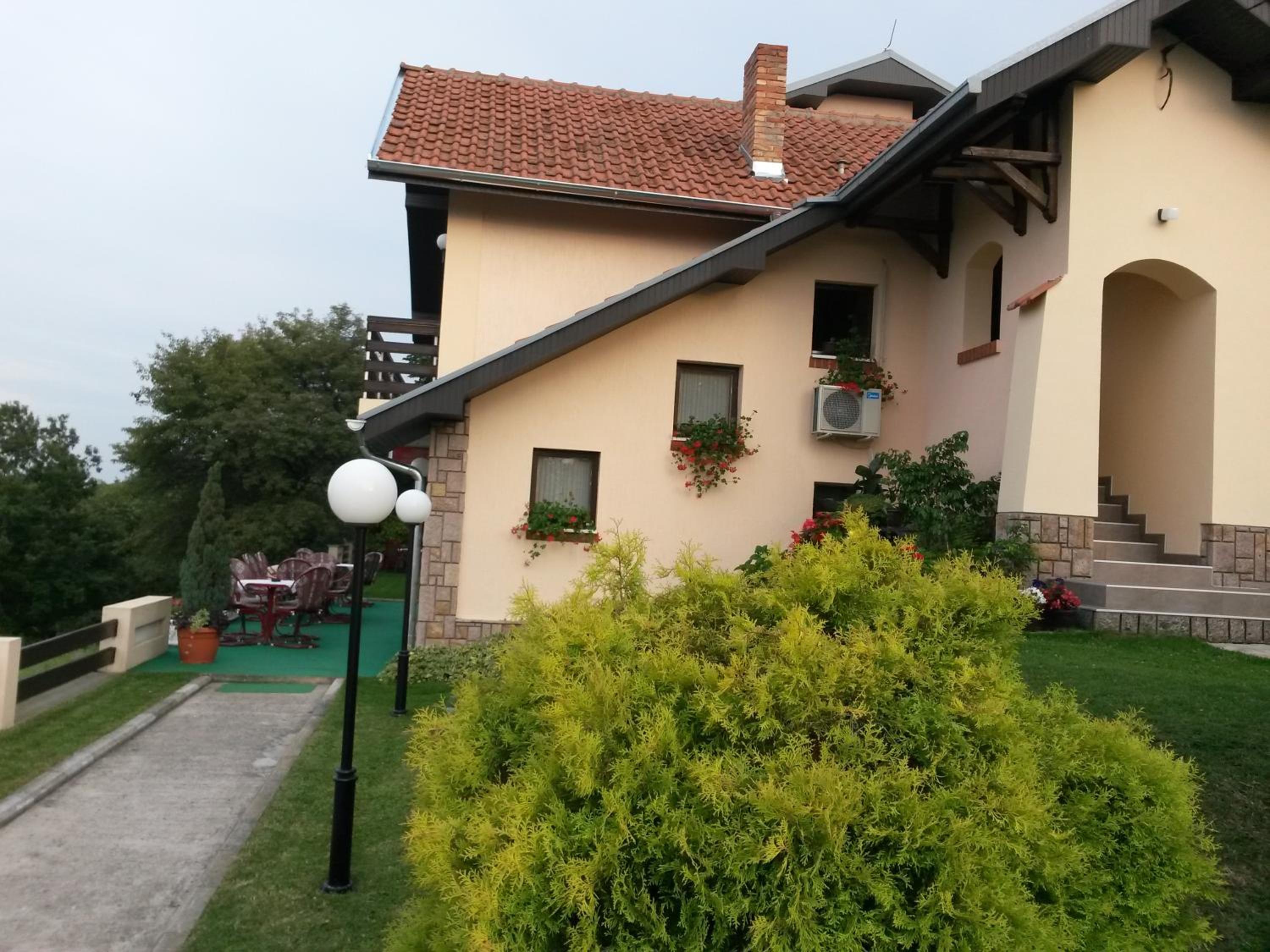 Photo 40
