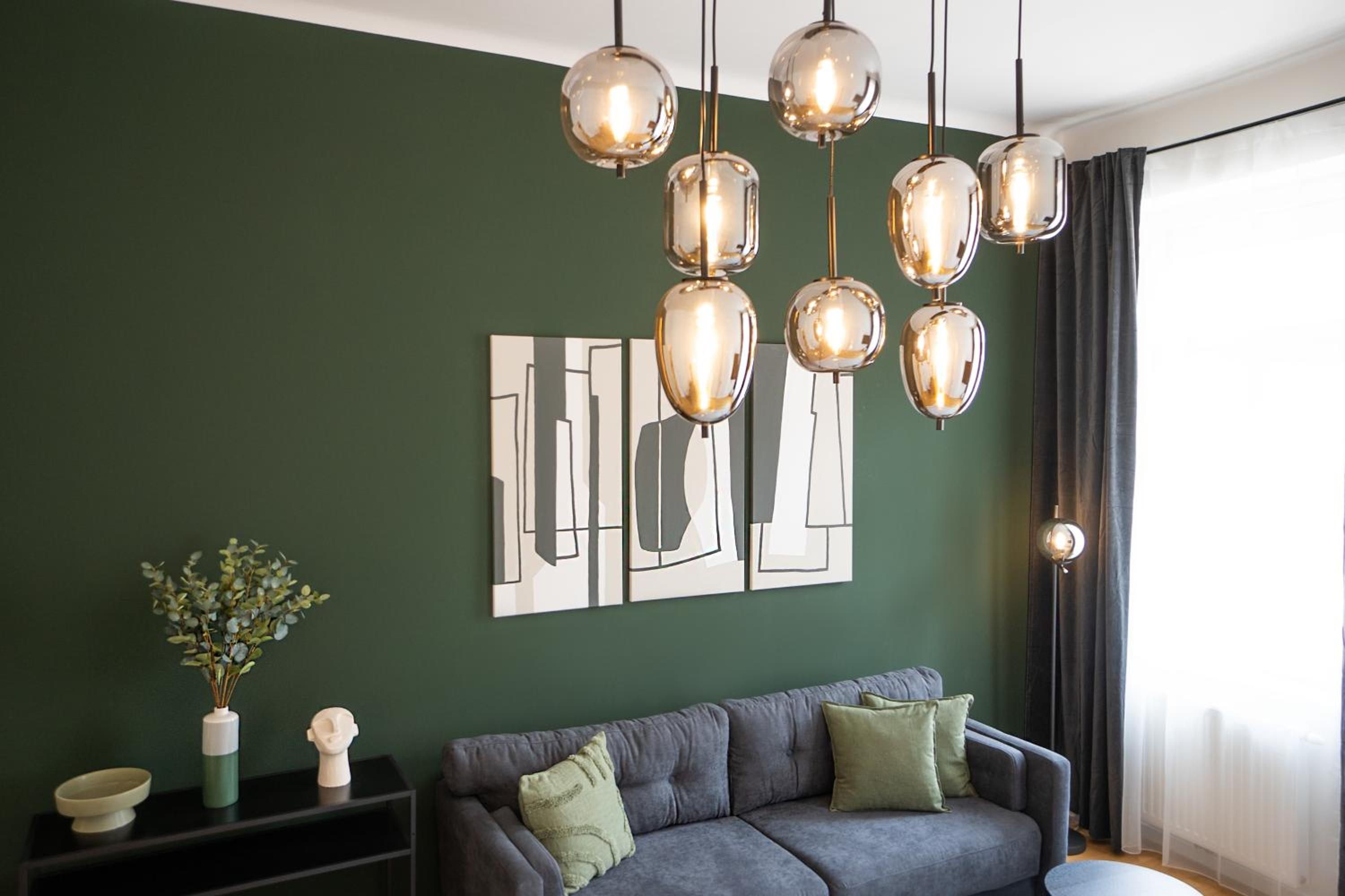Modern apartment near Belvedere Castle