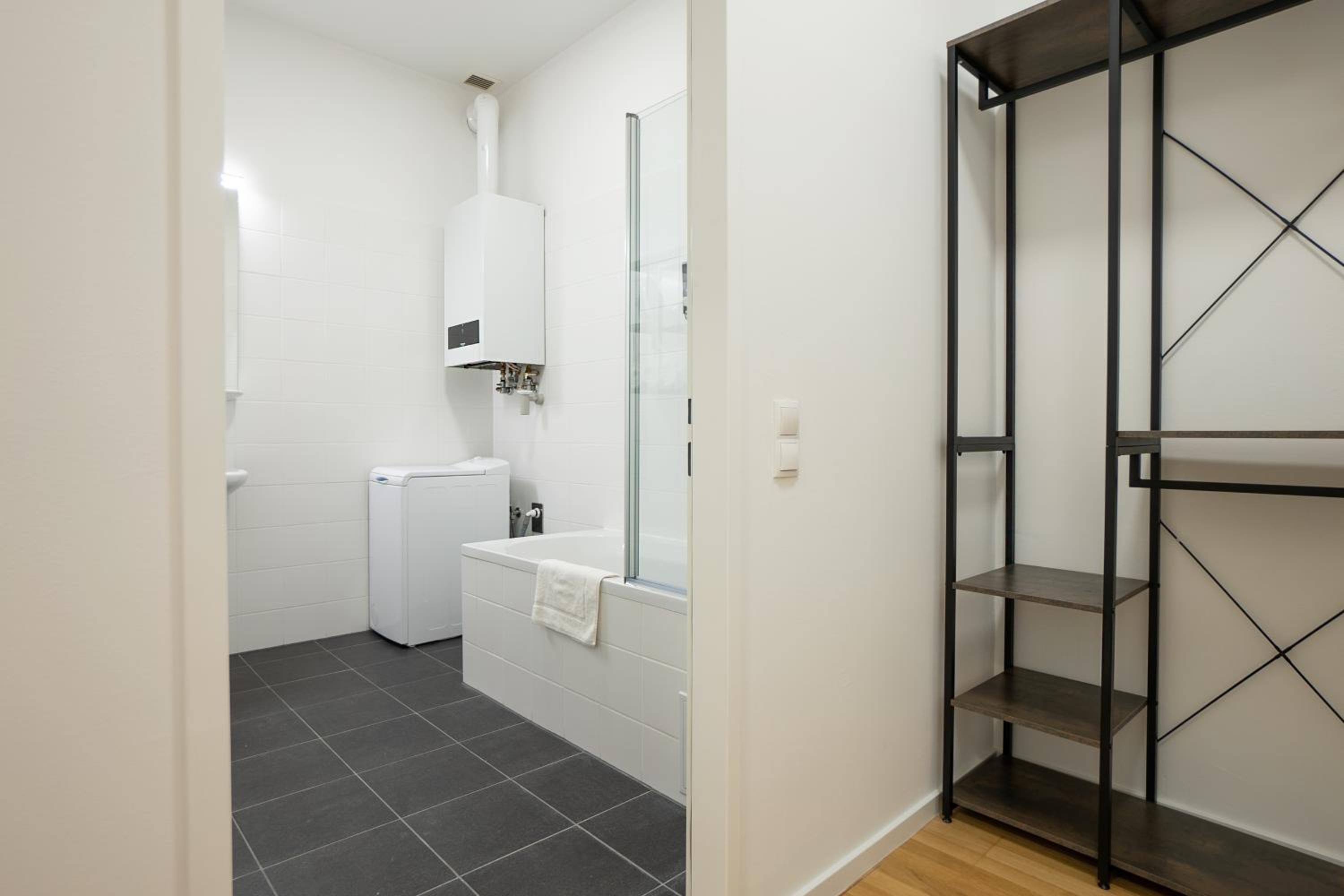 Modern apartment near Belvedere Castle