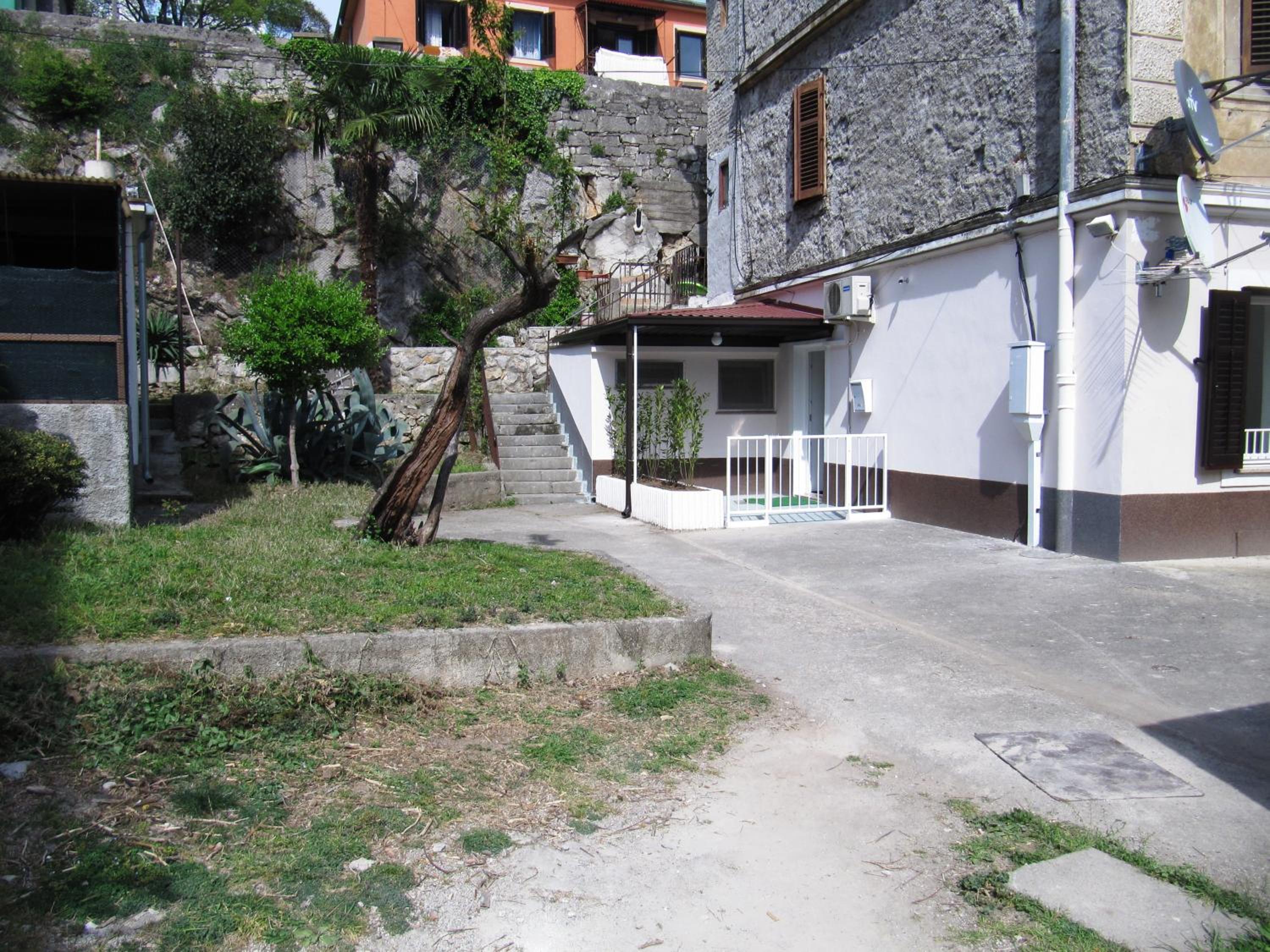 Apartment Anita near Kantrida beach
