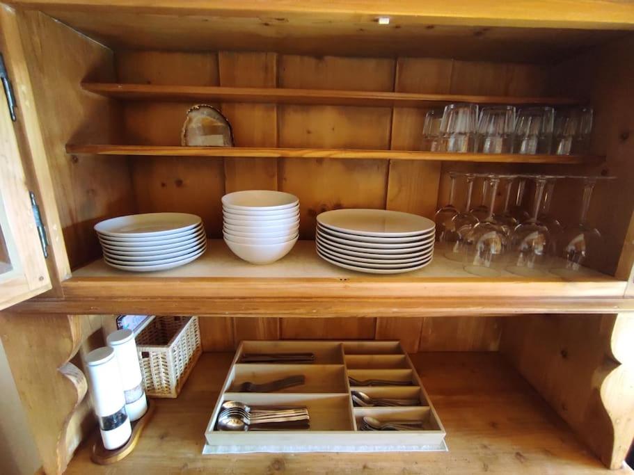Attic Gem with Unbeatable Lake Moubra View