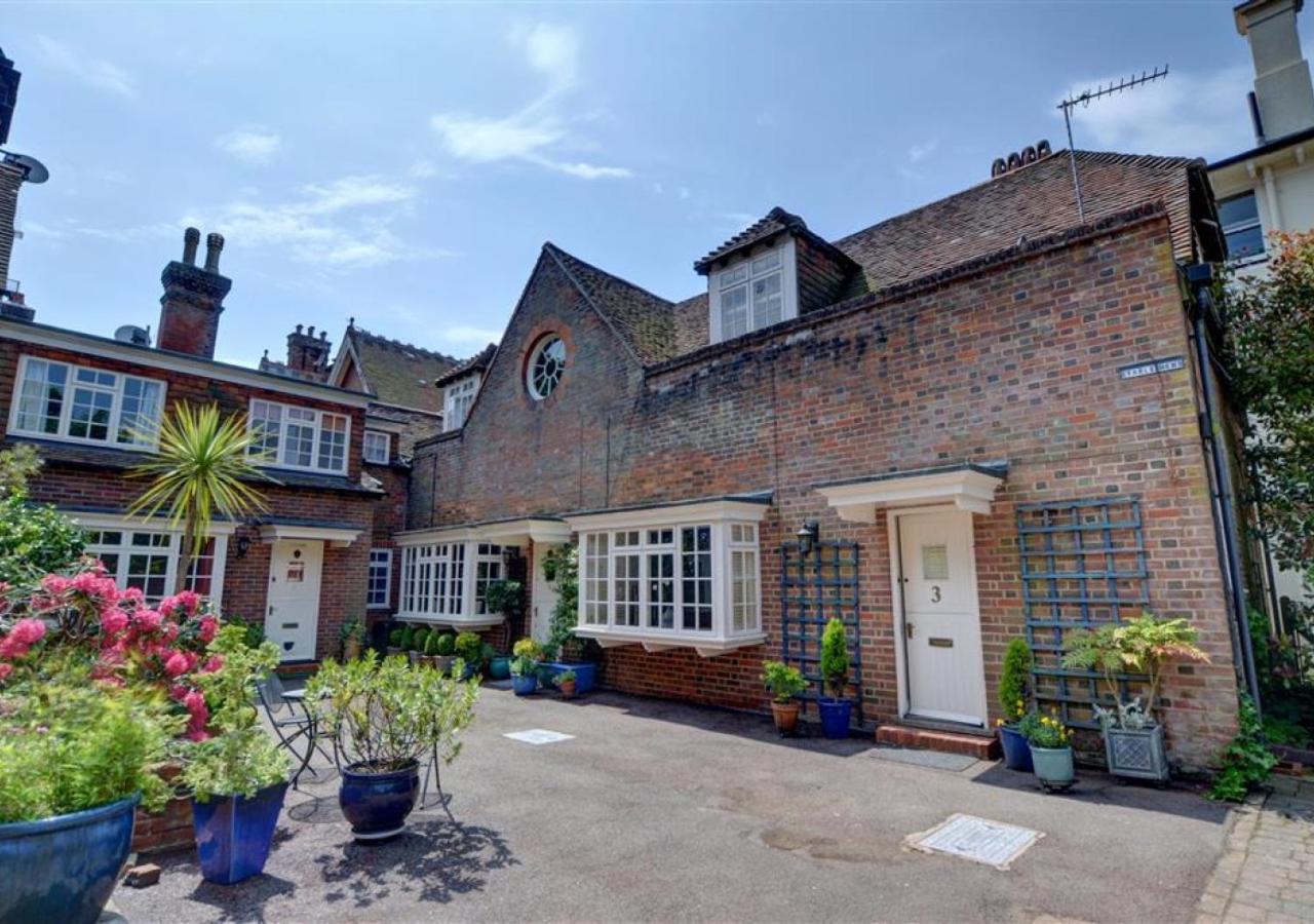 2 Bed in Tunbridge Wells oc-tw660
