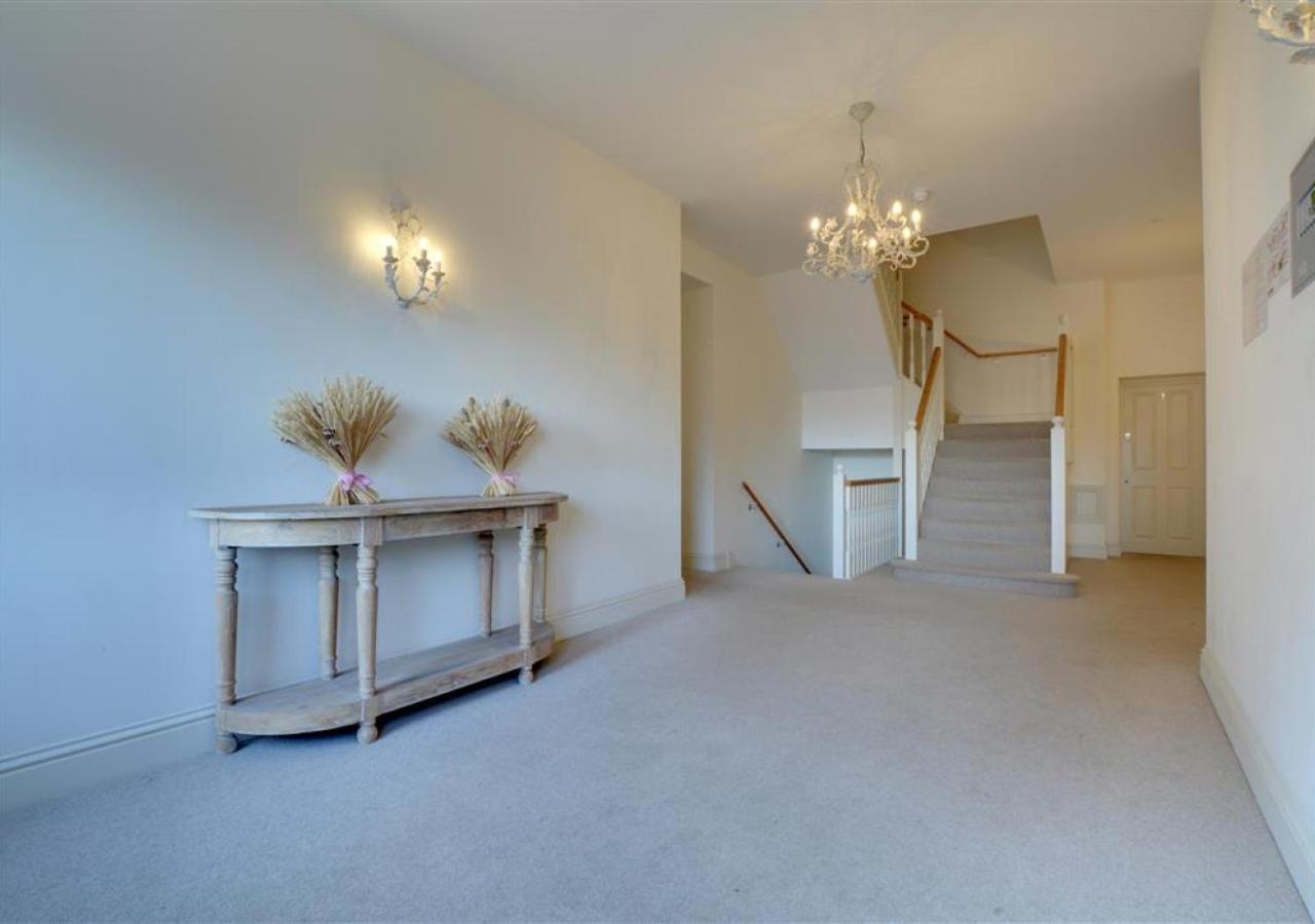2 Bed in Broadstairs oc-th017