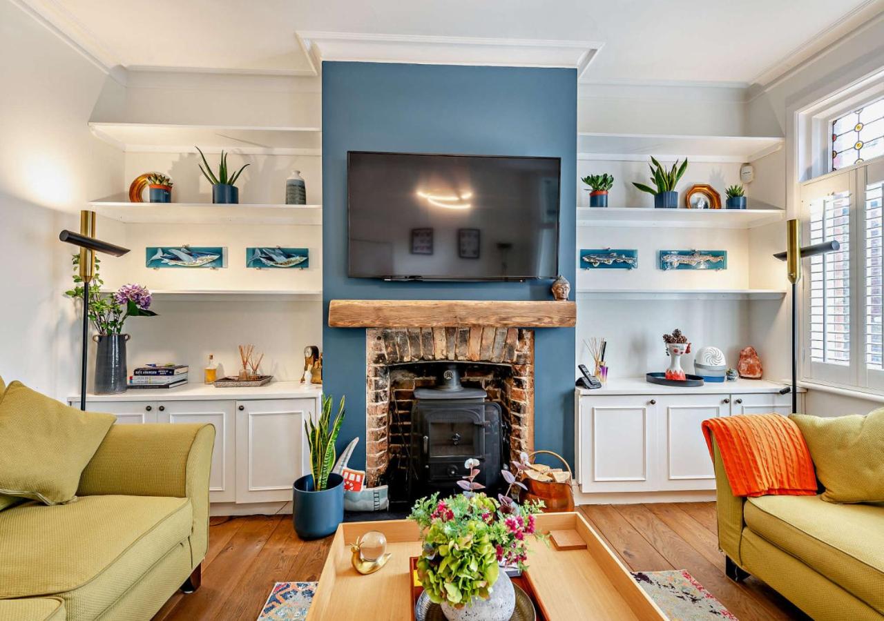 Beachtown Cottage