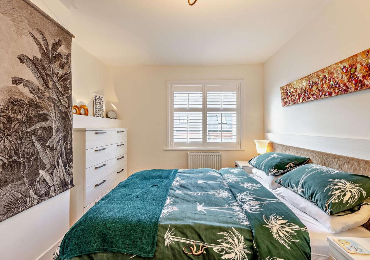 Beachtown Cottage