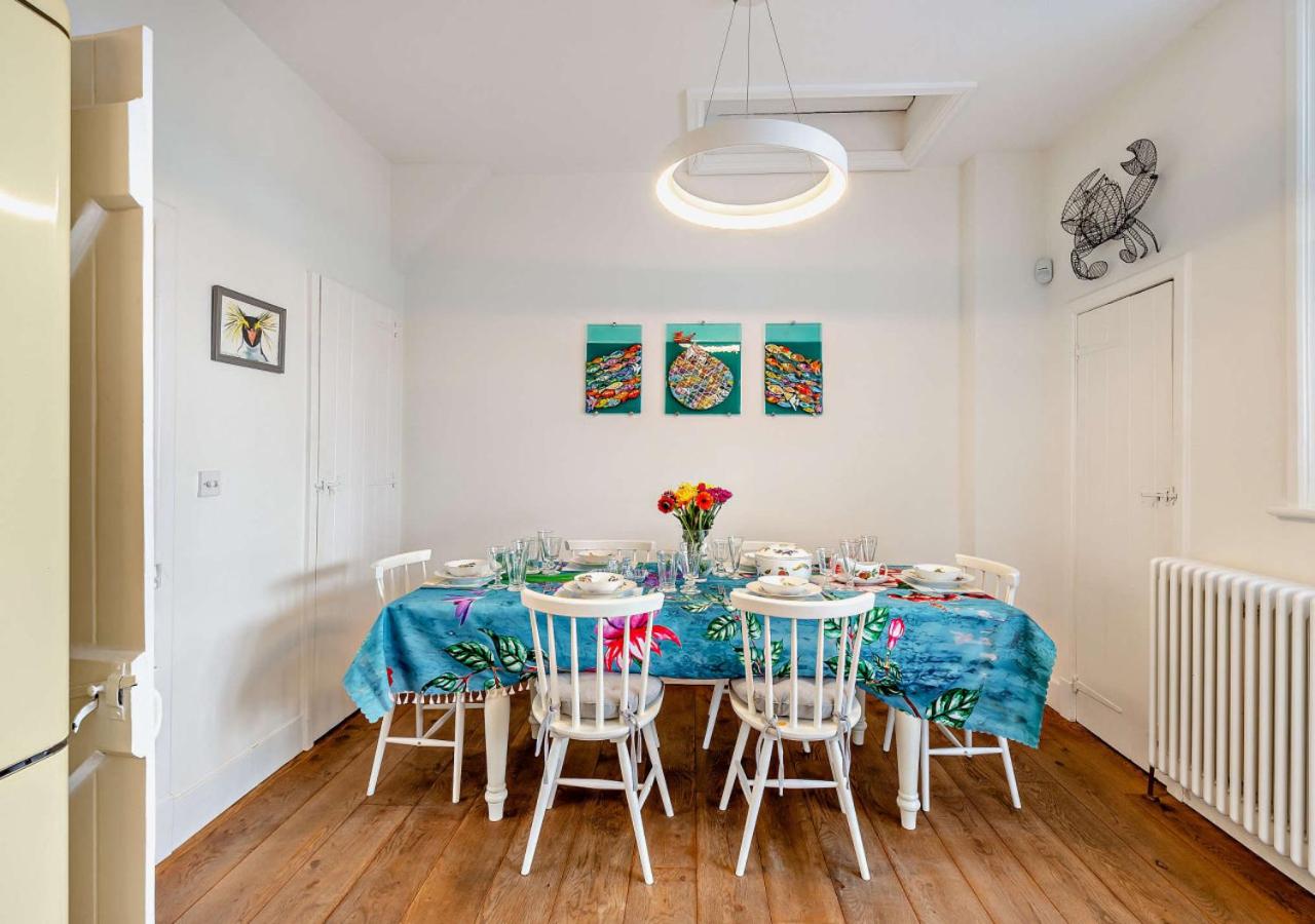 Beachtown Cottage