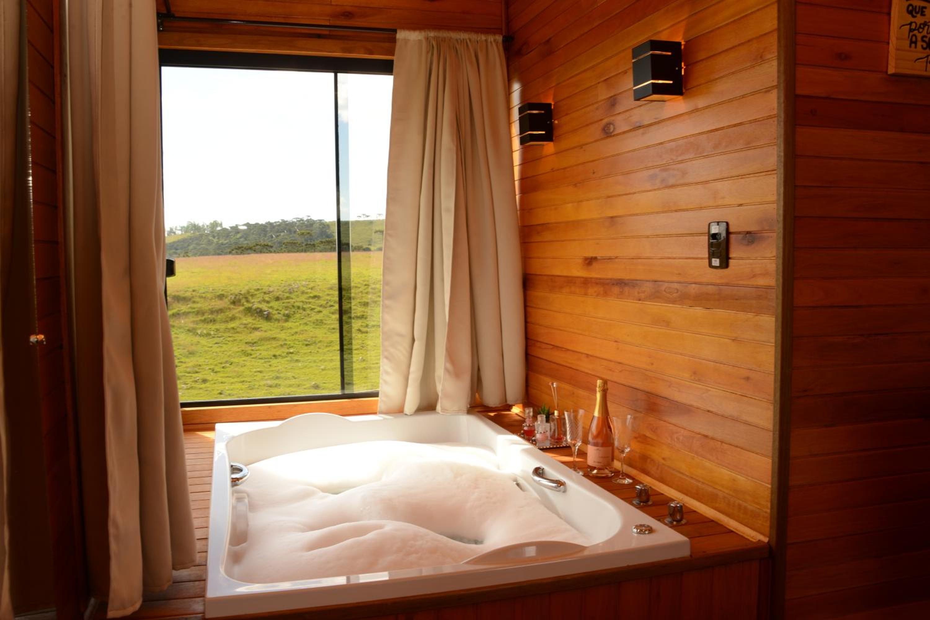 Jacuzzi