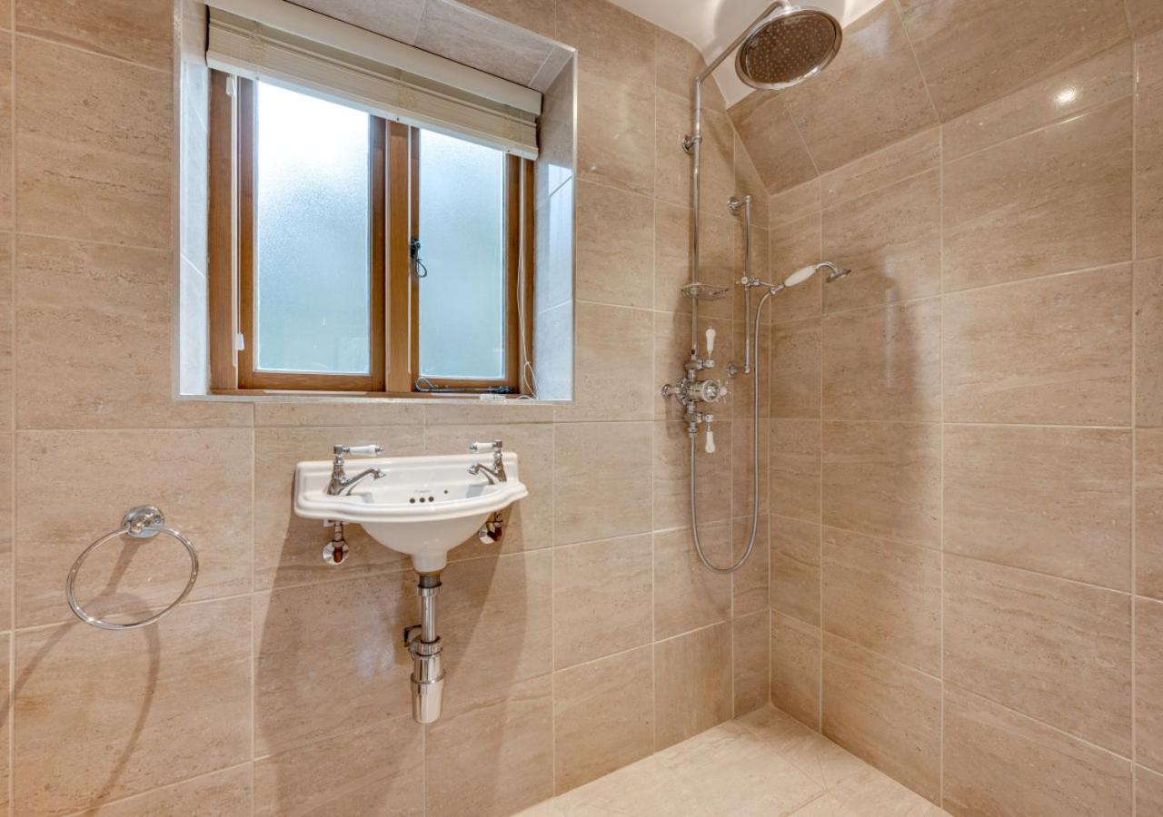 2 Bed in Guestling oc-rh1142