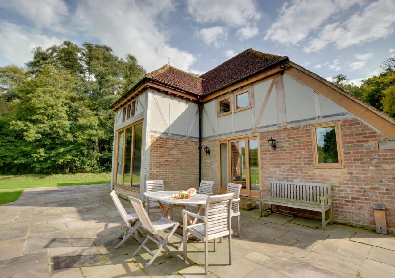 2 Bed in Guestling oc-rh1142