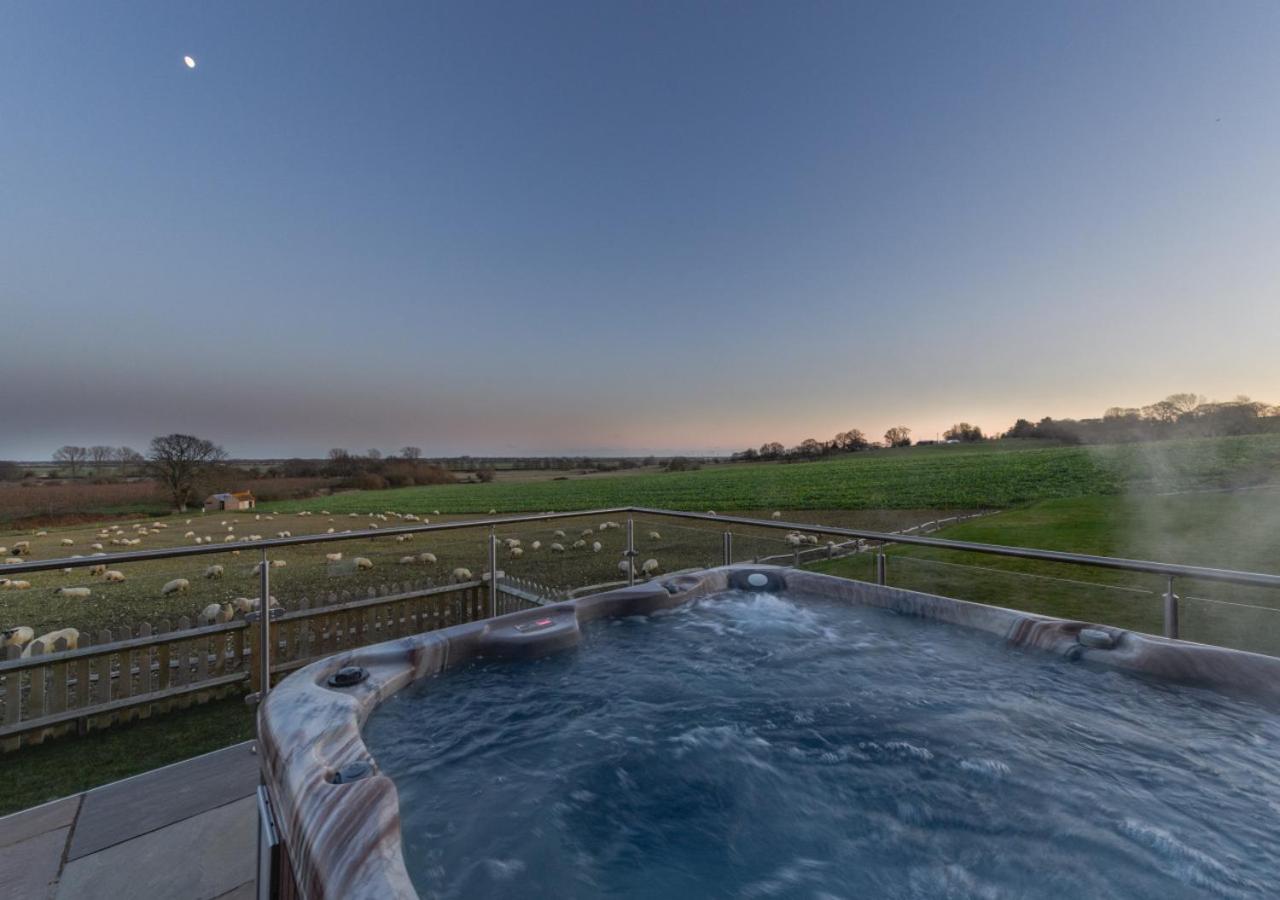 4 Bed in Tenterden oc-tn608