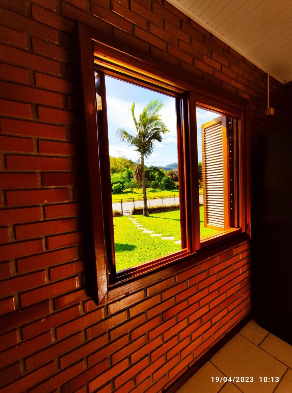 Casa de campo com acesso ao Rio