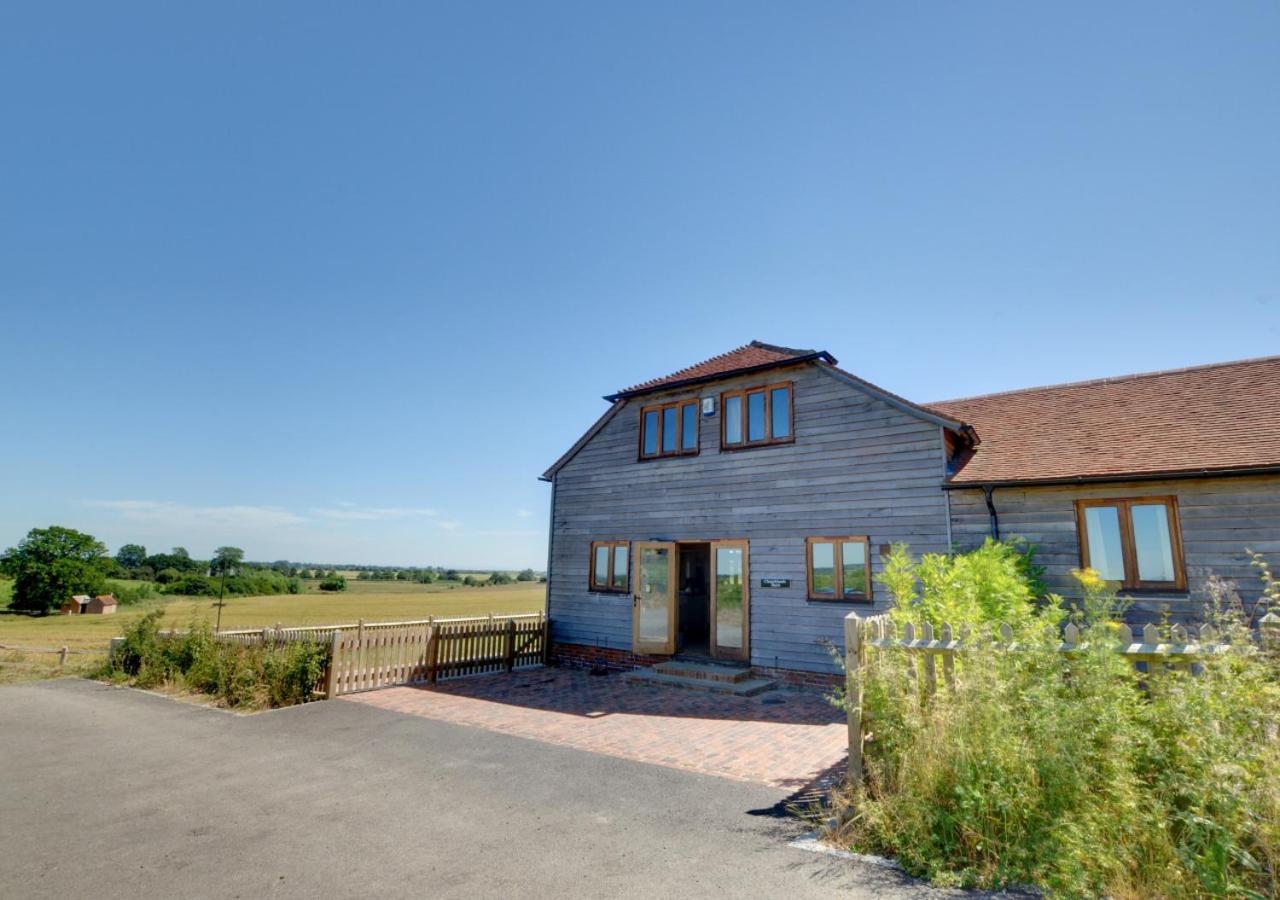 4 Bed in Tenterden oc-tn608
