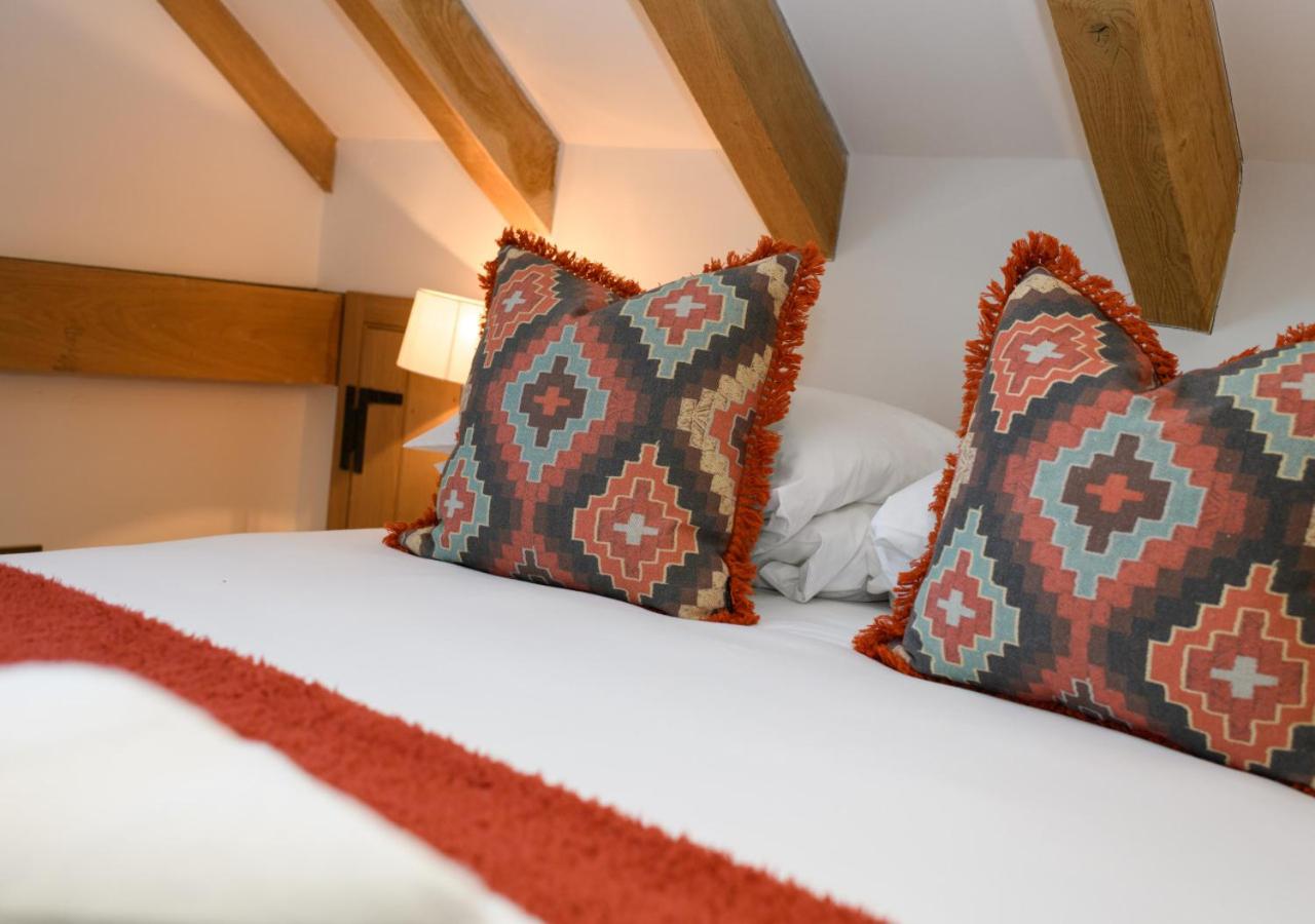 4 Bed in Tenterden oc-tn608