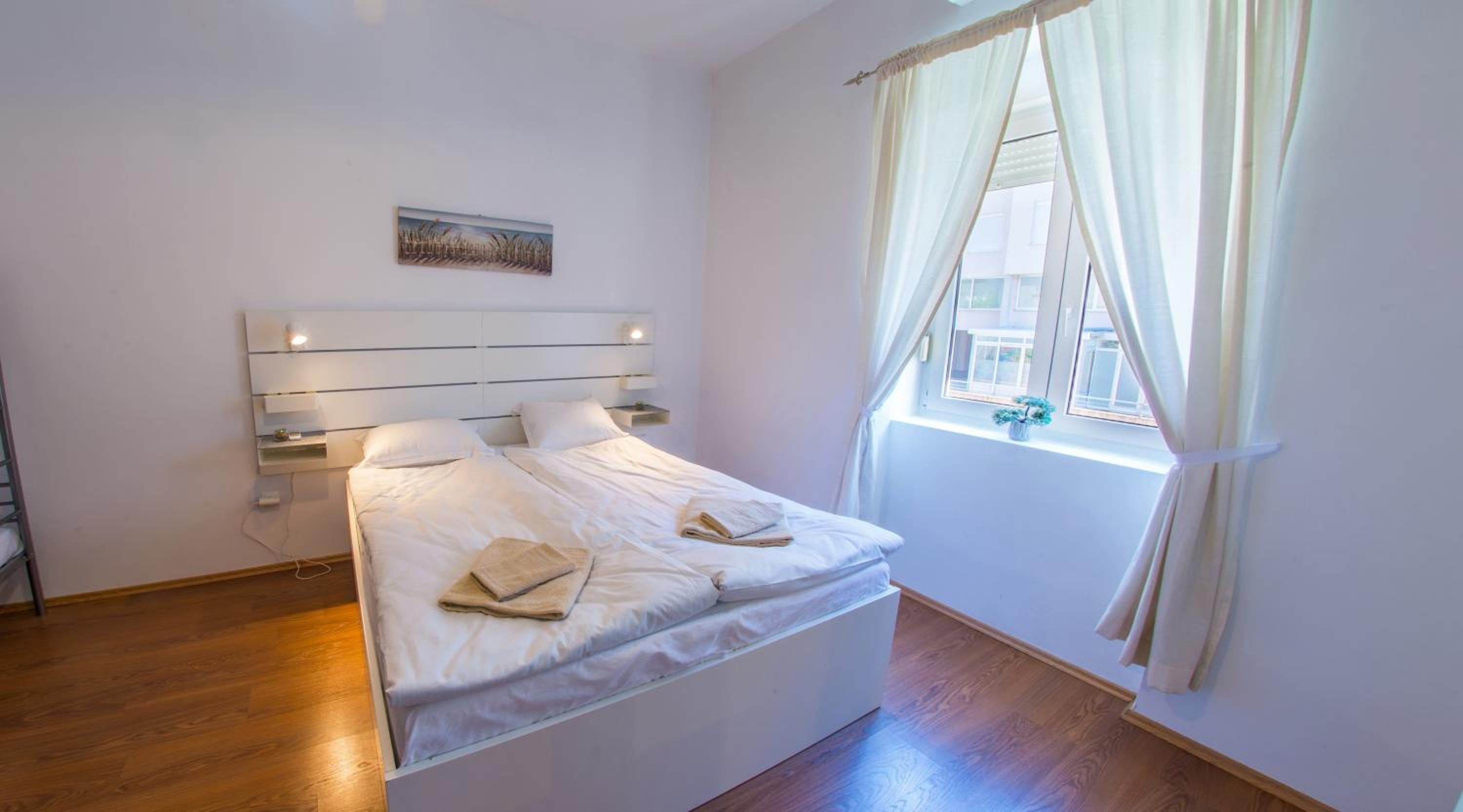 Central train station apartment