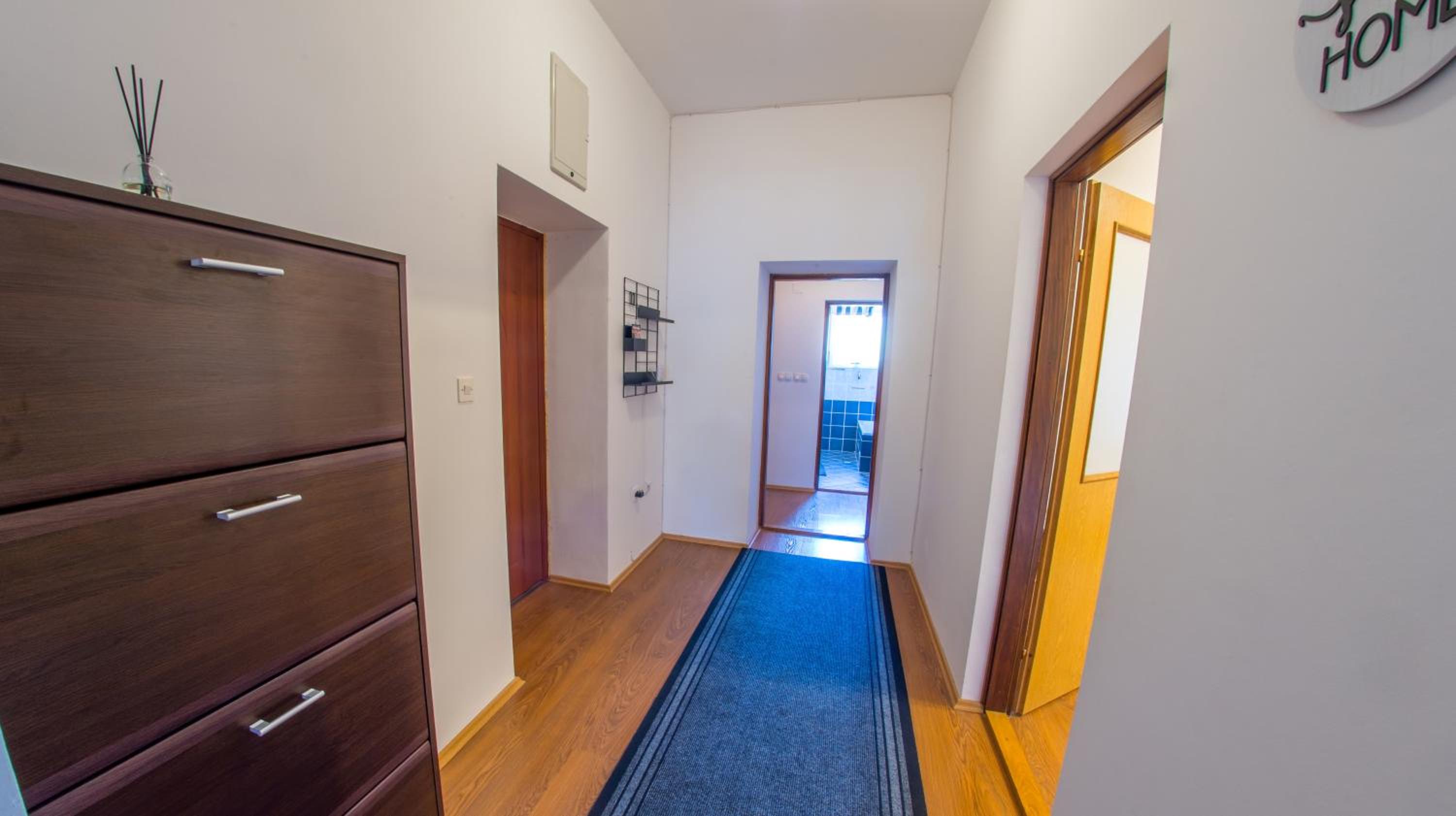 Central train station apartment