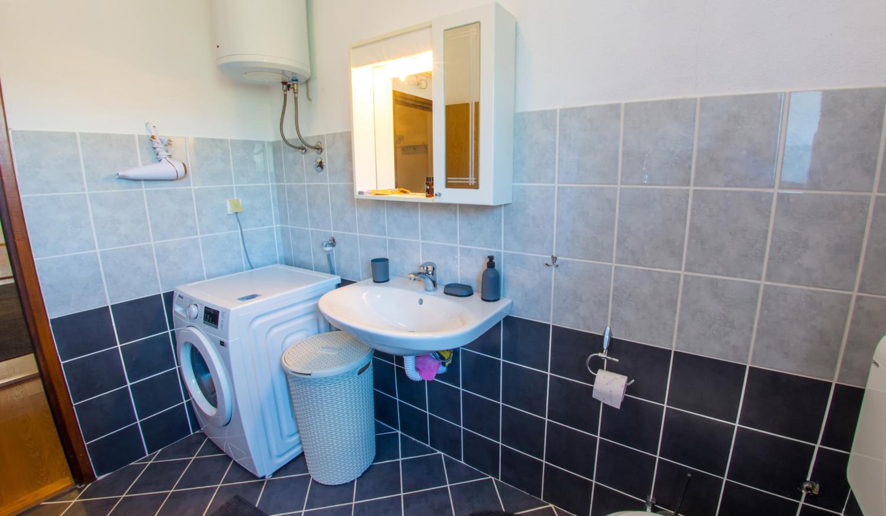 Central train station apartment