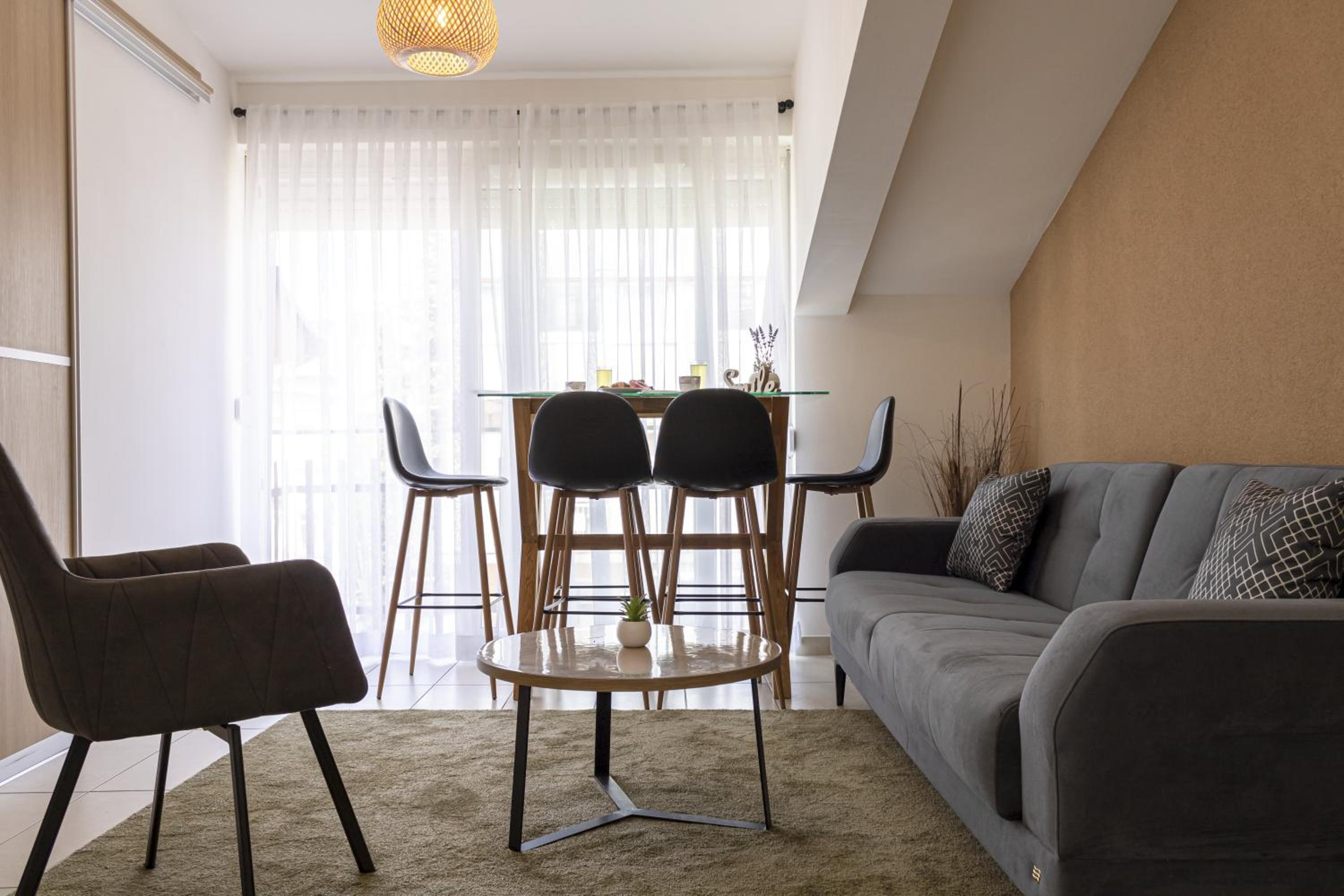 RoofTop Apartment