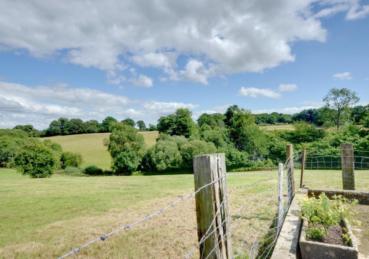 3 Bed in Wadhurst oc-tw665