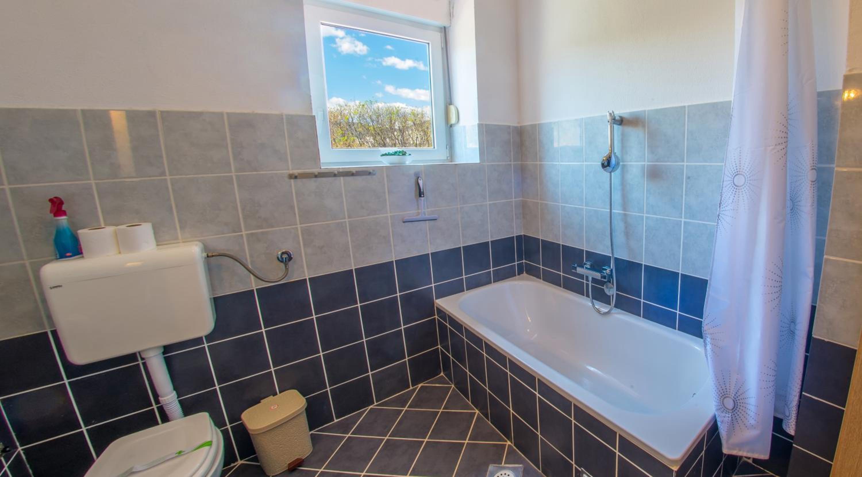 Central train station apartment