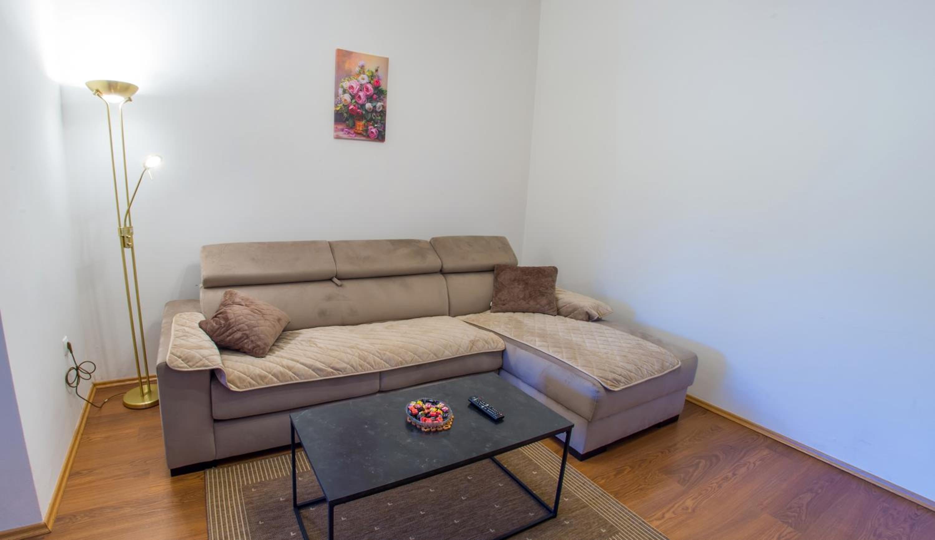 Central train station apartment