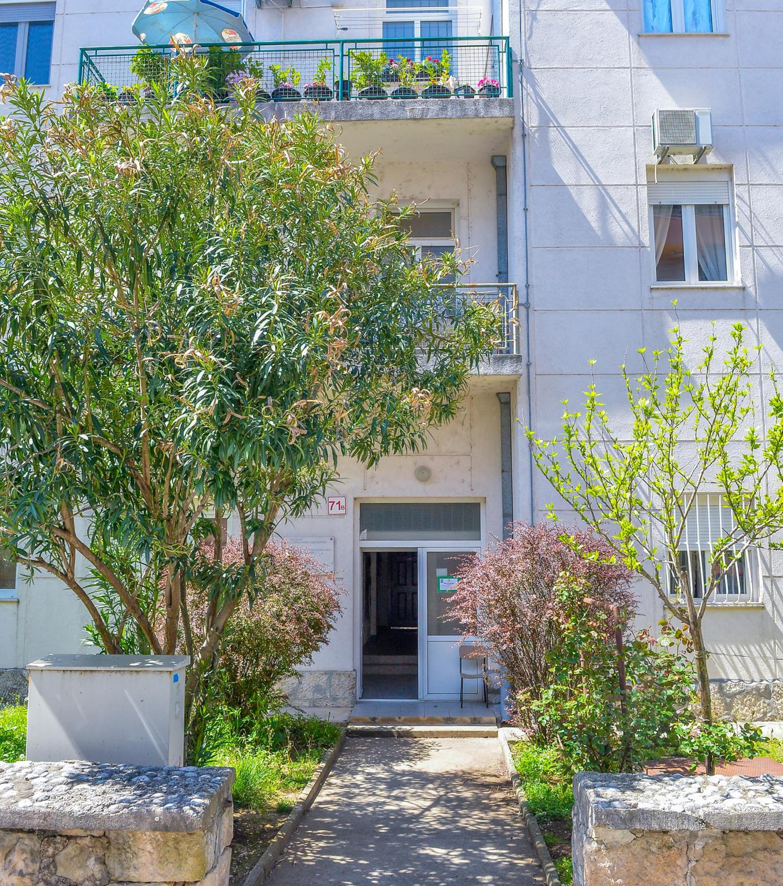 Central train station apartment