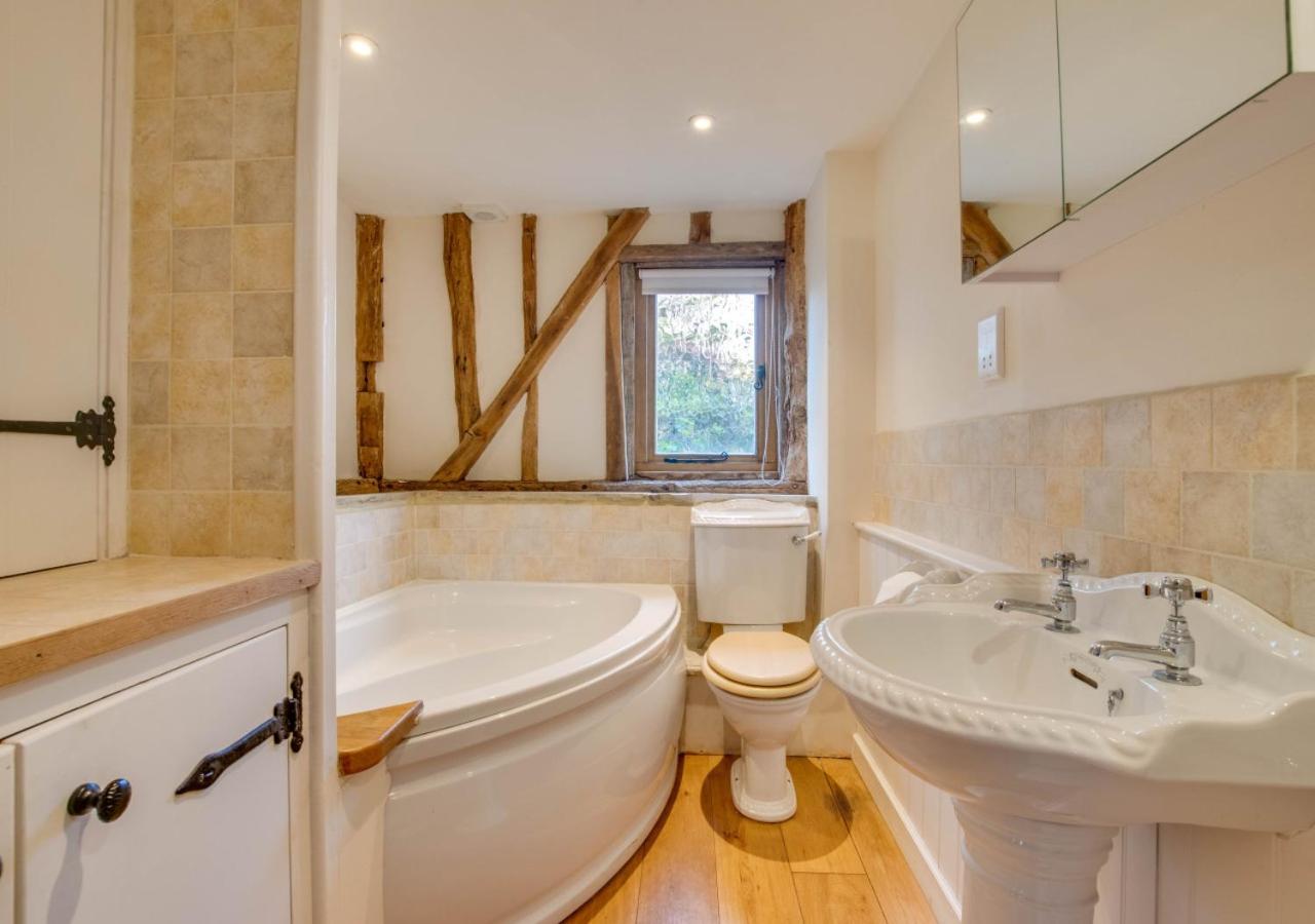 2 Bed in Cranbrook oc-cb594 view 5