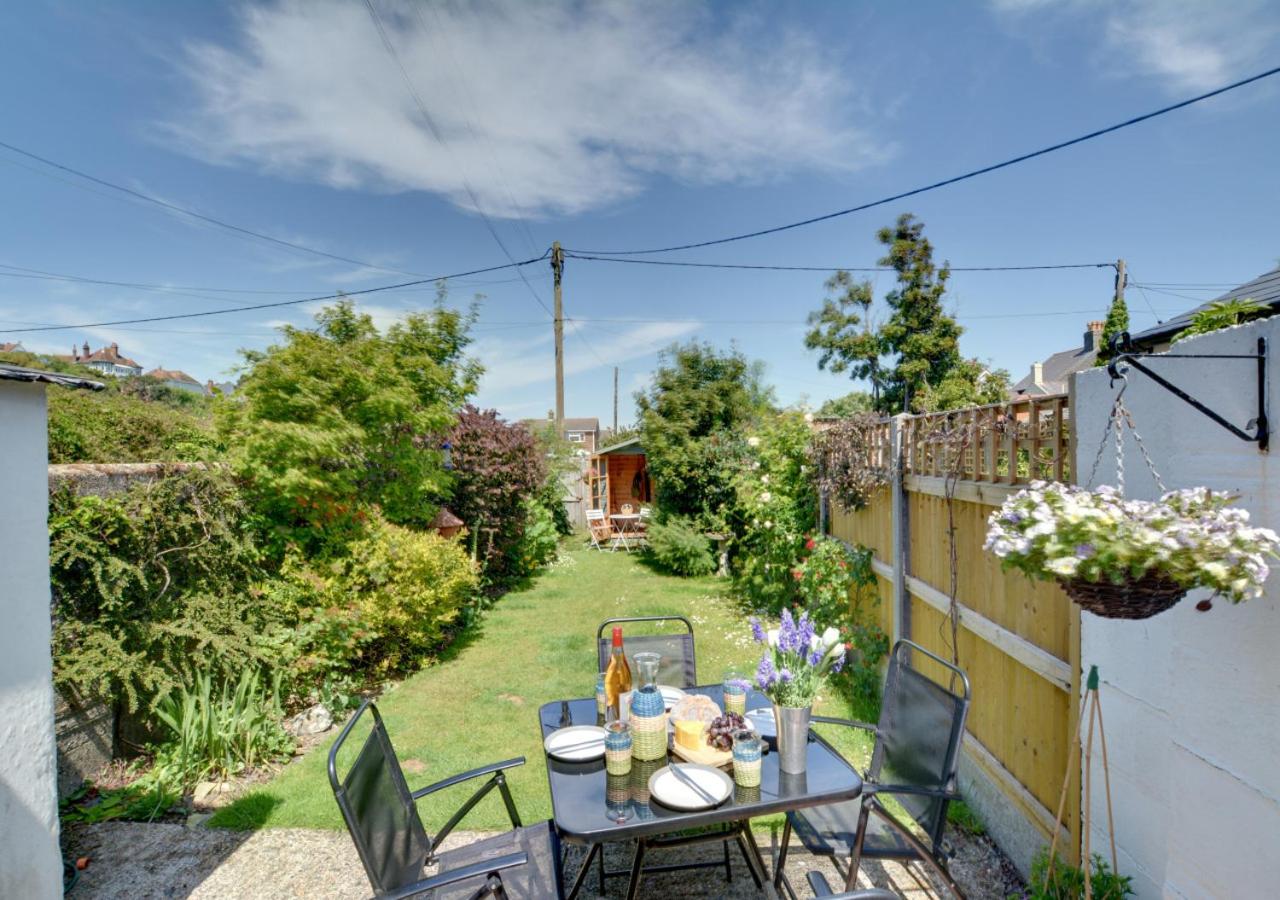 2 Bed in Deal oc-cc0163