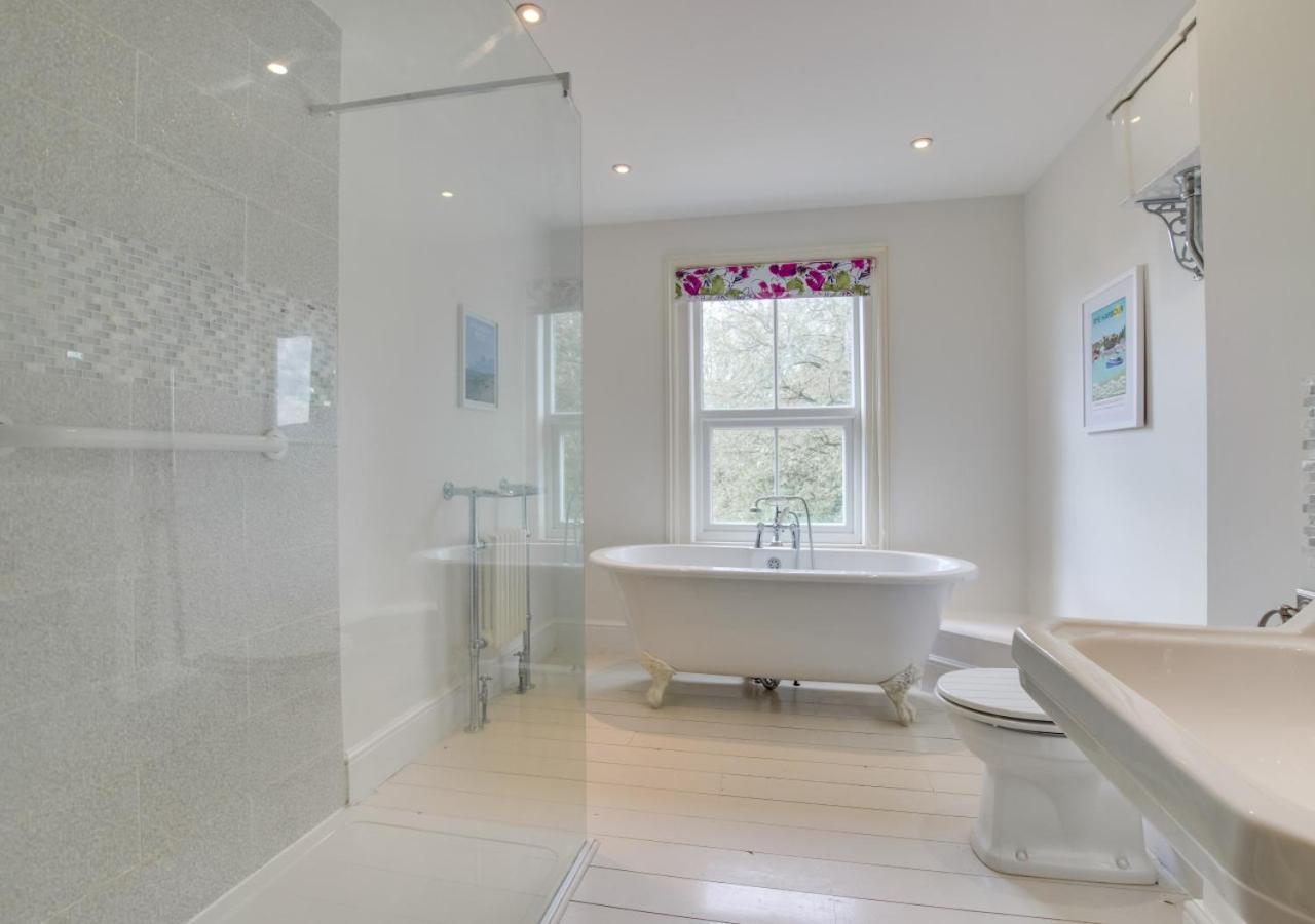 4 Bed in Rye oc-rh1168