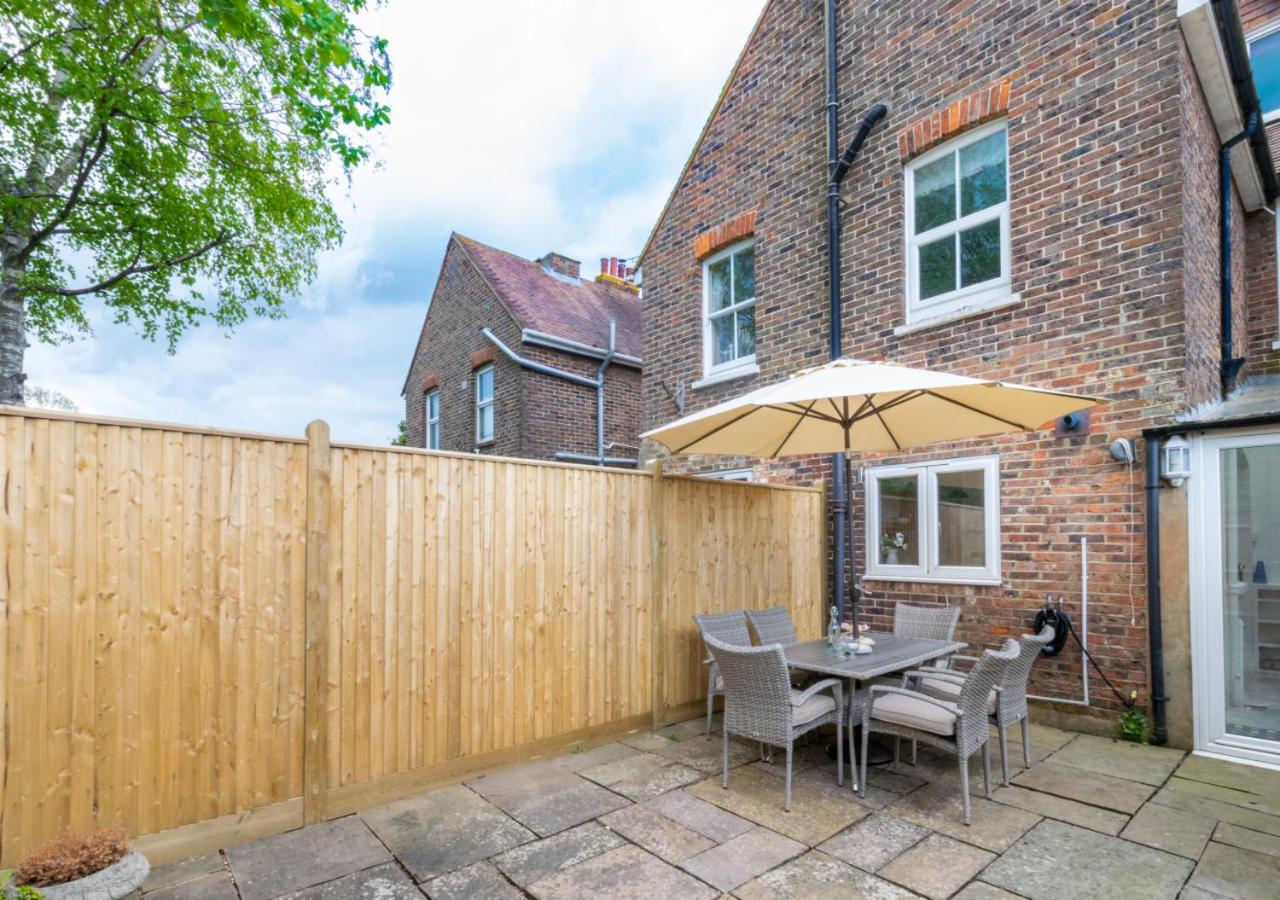 4 Bed in Rye oc-rh1168