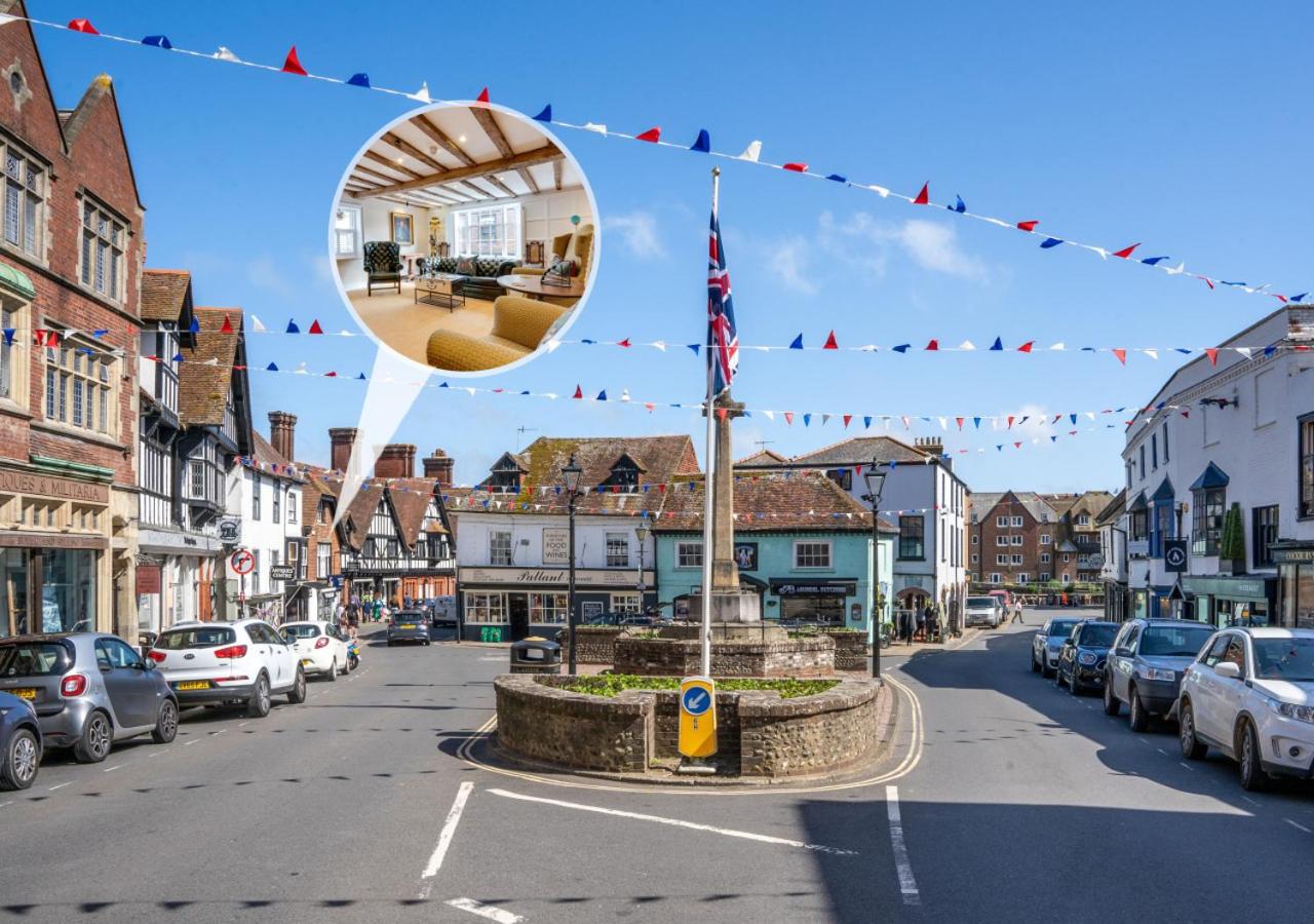 3 Bed in Arundel oc-bt007