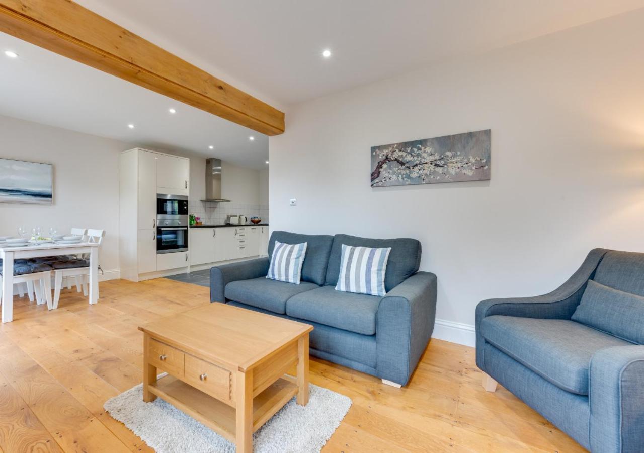 2 Bed in Woodchurch oc-tn625
