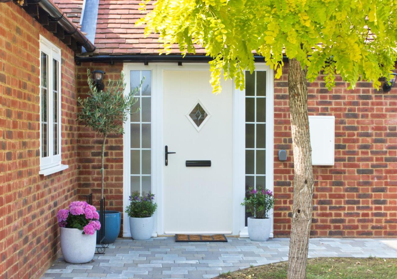 2 Bed in Woodchurch oc-tn625