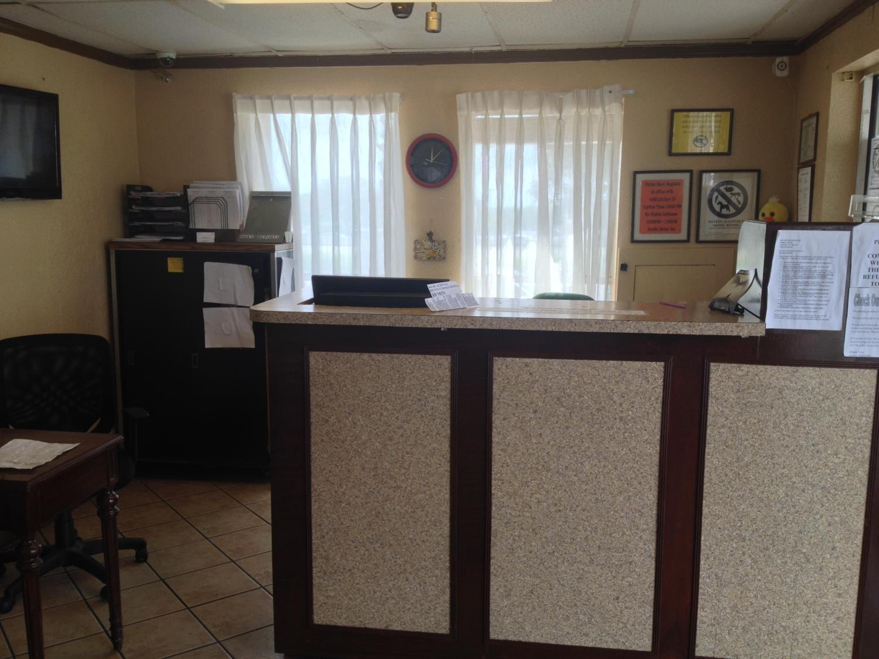 Austin Motor Inn view 5