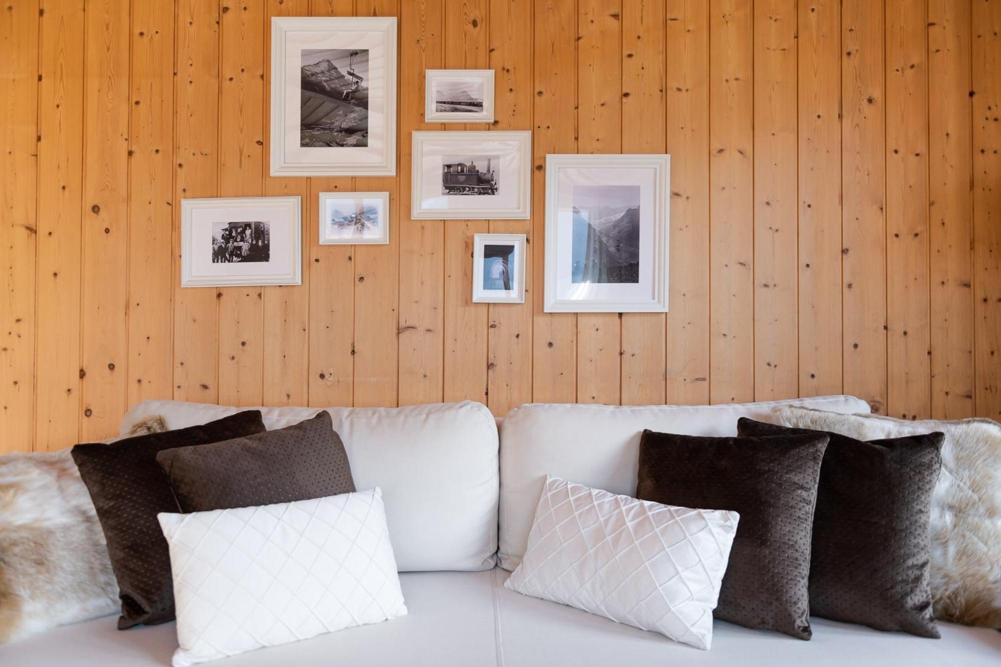 The Eiger Express Apartment - GRINDELHOMES