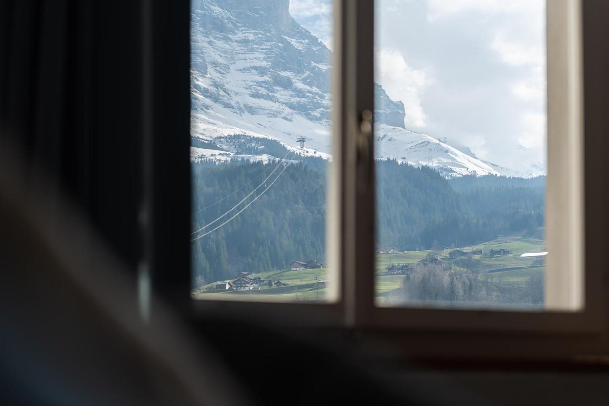 The Eiger Express Apartment - GRINDELHOMES