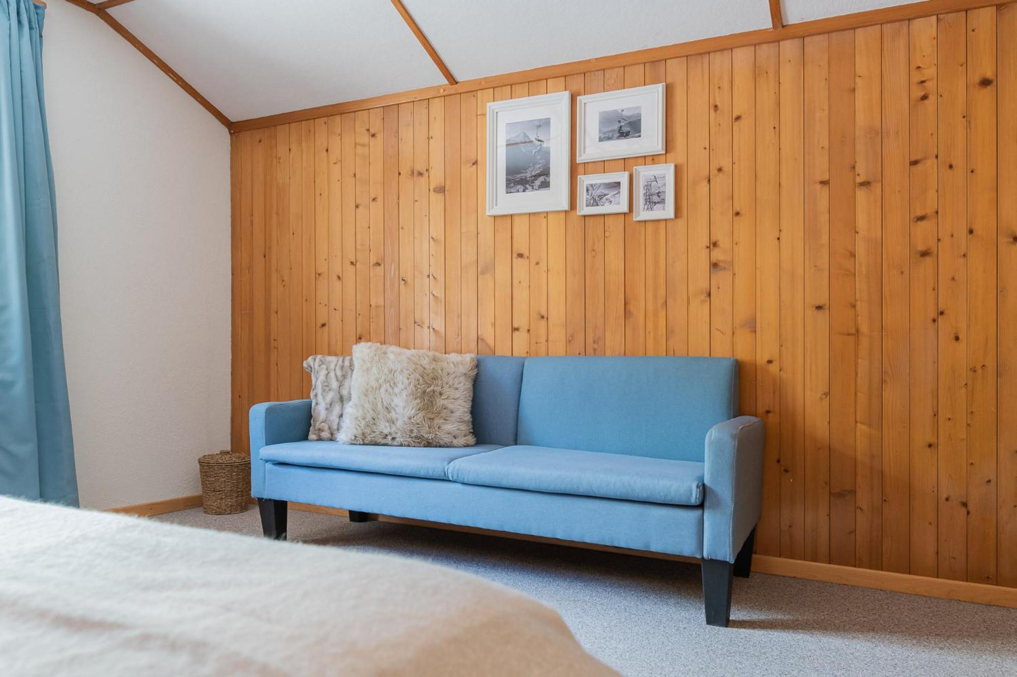The Eiger Express Apartment - GRINDELHOMES