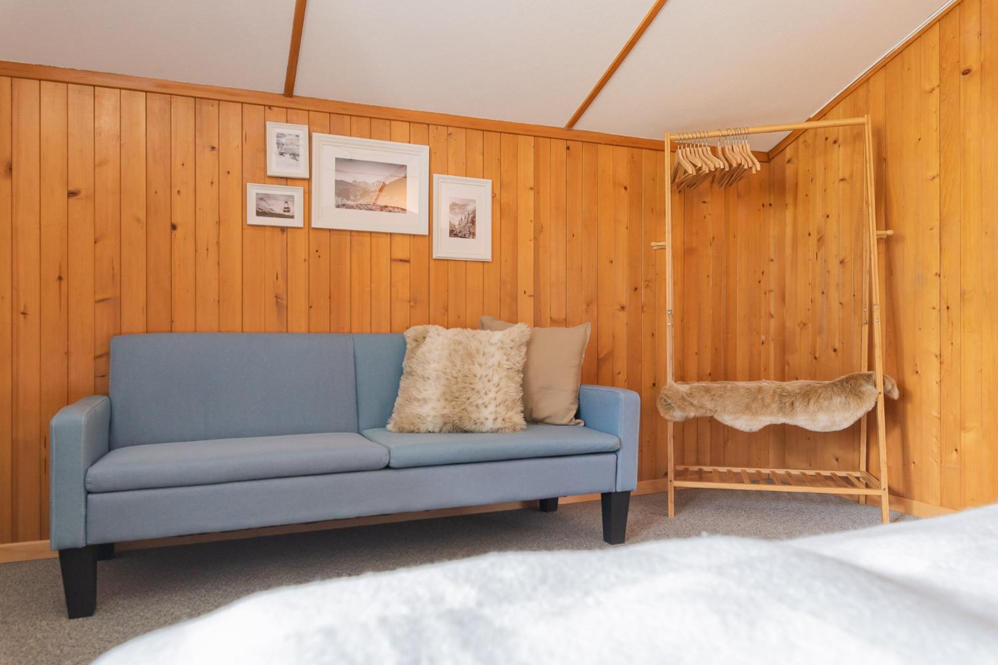 The Eiger Express Apartment - GRINDELHOMES