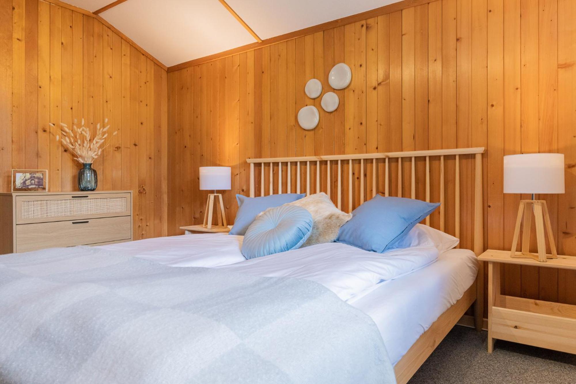 The Eiger Express Apartment - GRINDELHOMES