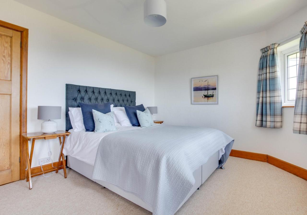 2 Bed in St. Margarets Bay oc-do031