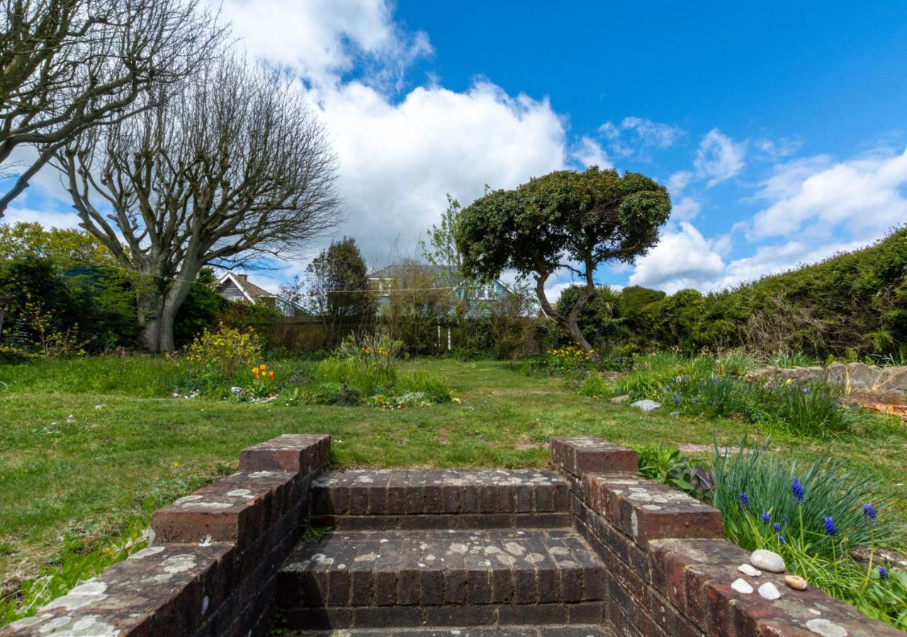 2 Bed in St. Margarets Bay oc-do031