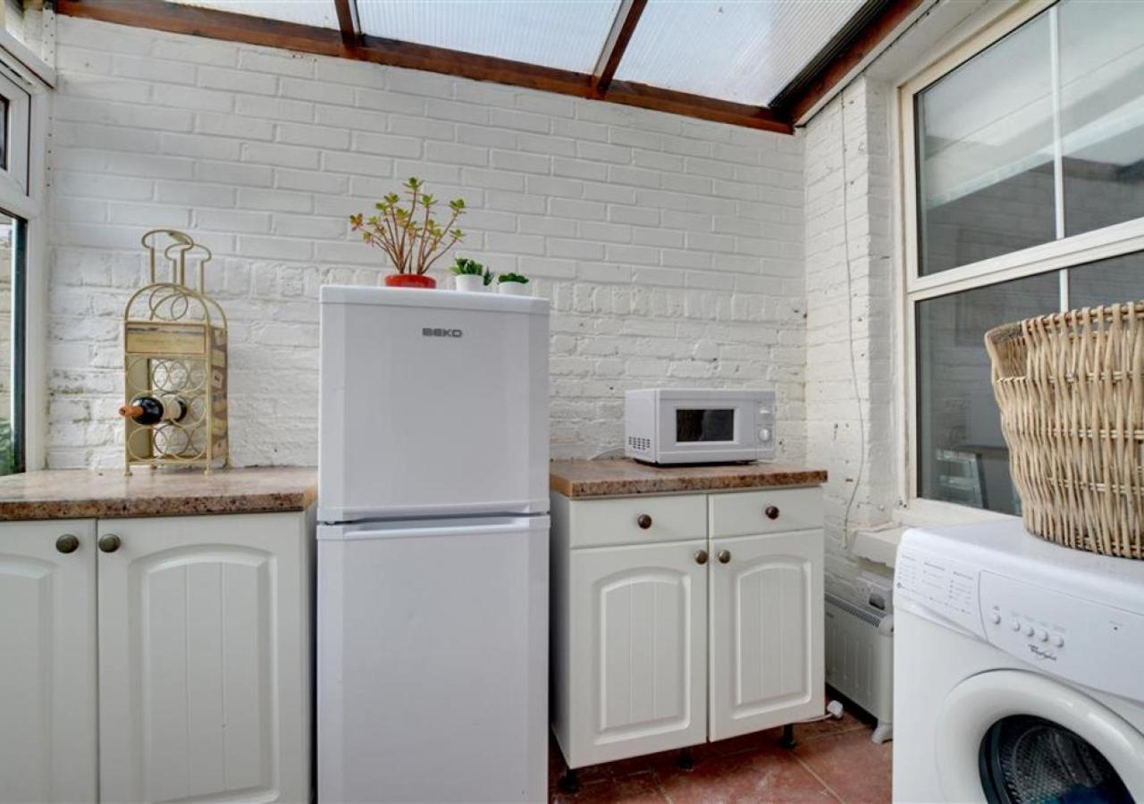 3 Bed in Broadstairs oc-th006